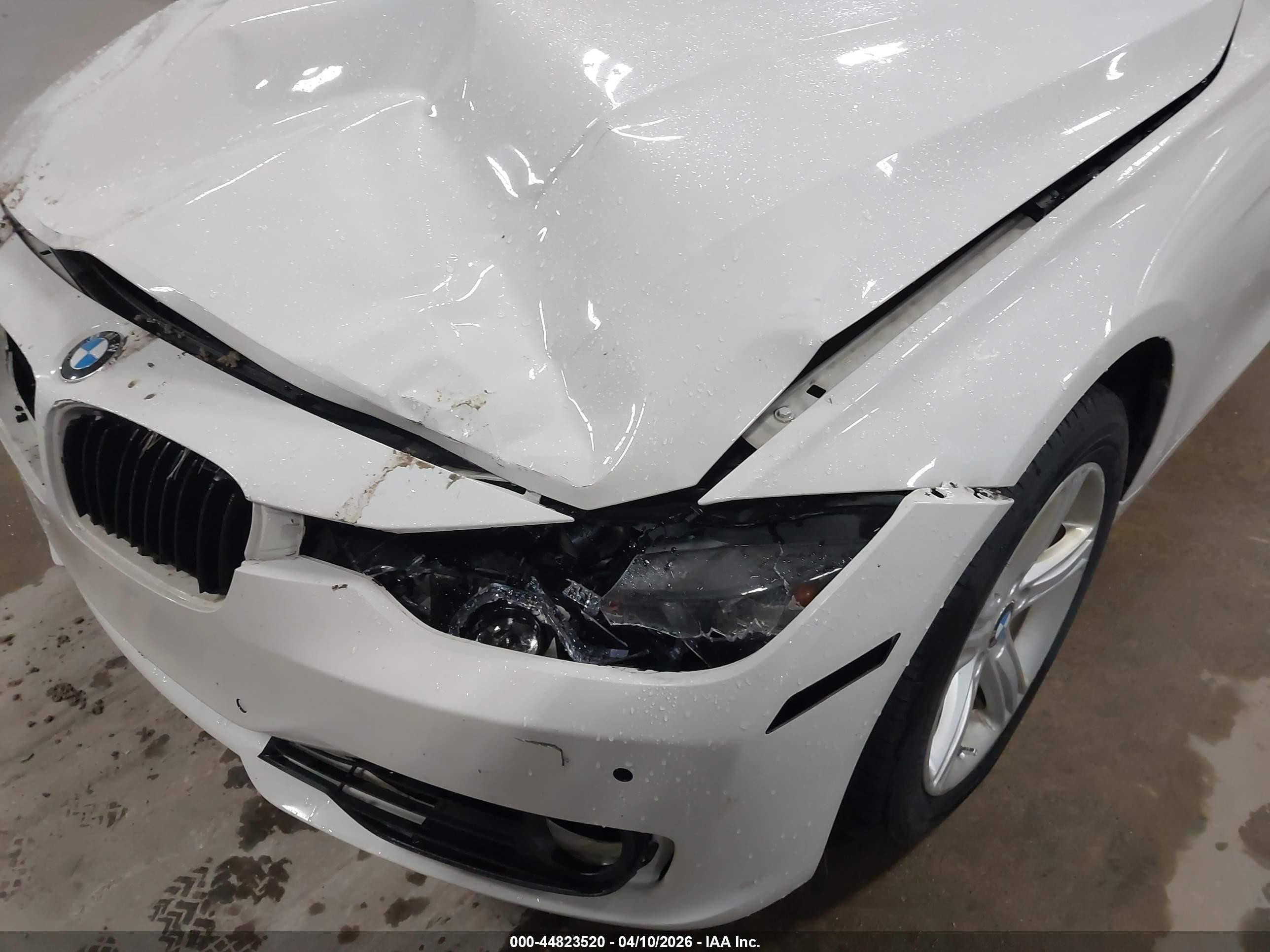 2013 Bmw 328i Xdrive Белый vin: WBA3B3C52DJ976911