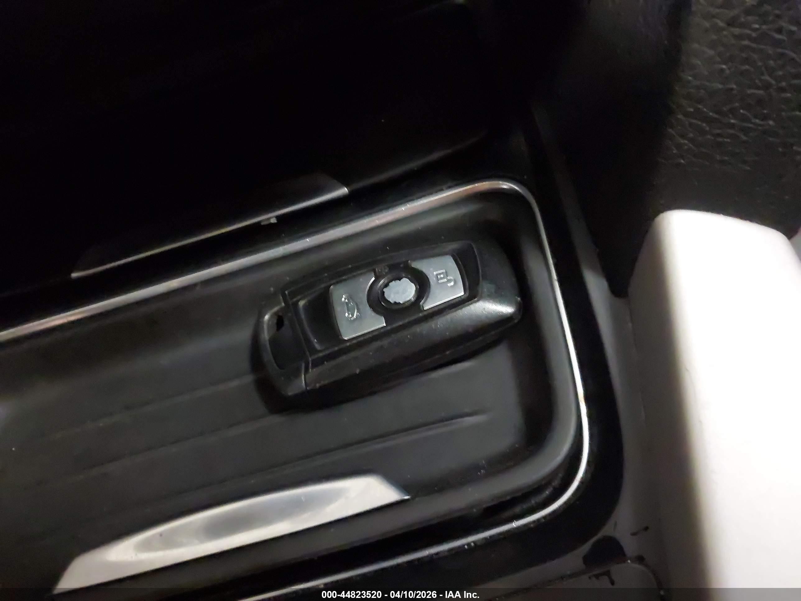 2013 Bmw 328i Xdrive Белый vin: WBA3B3C52DJ976911