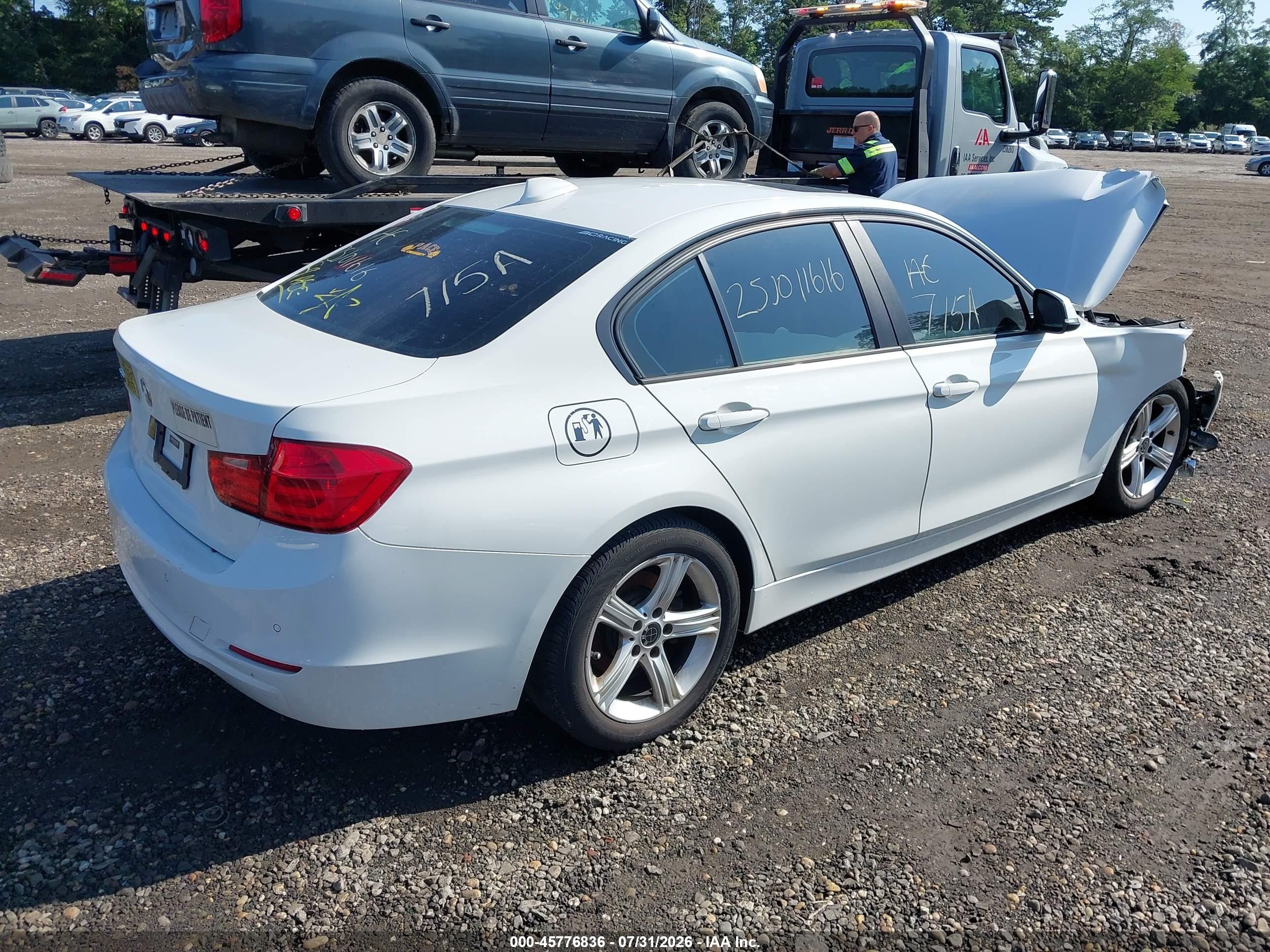 2015 Bmw 328i Xdrive White vin: WBA3B3C52FF546981