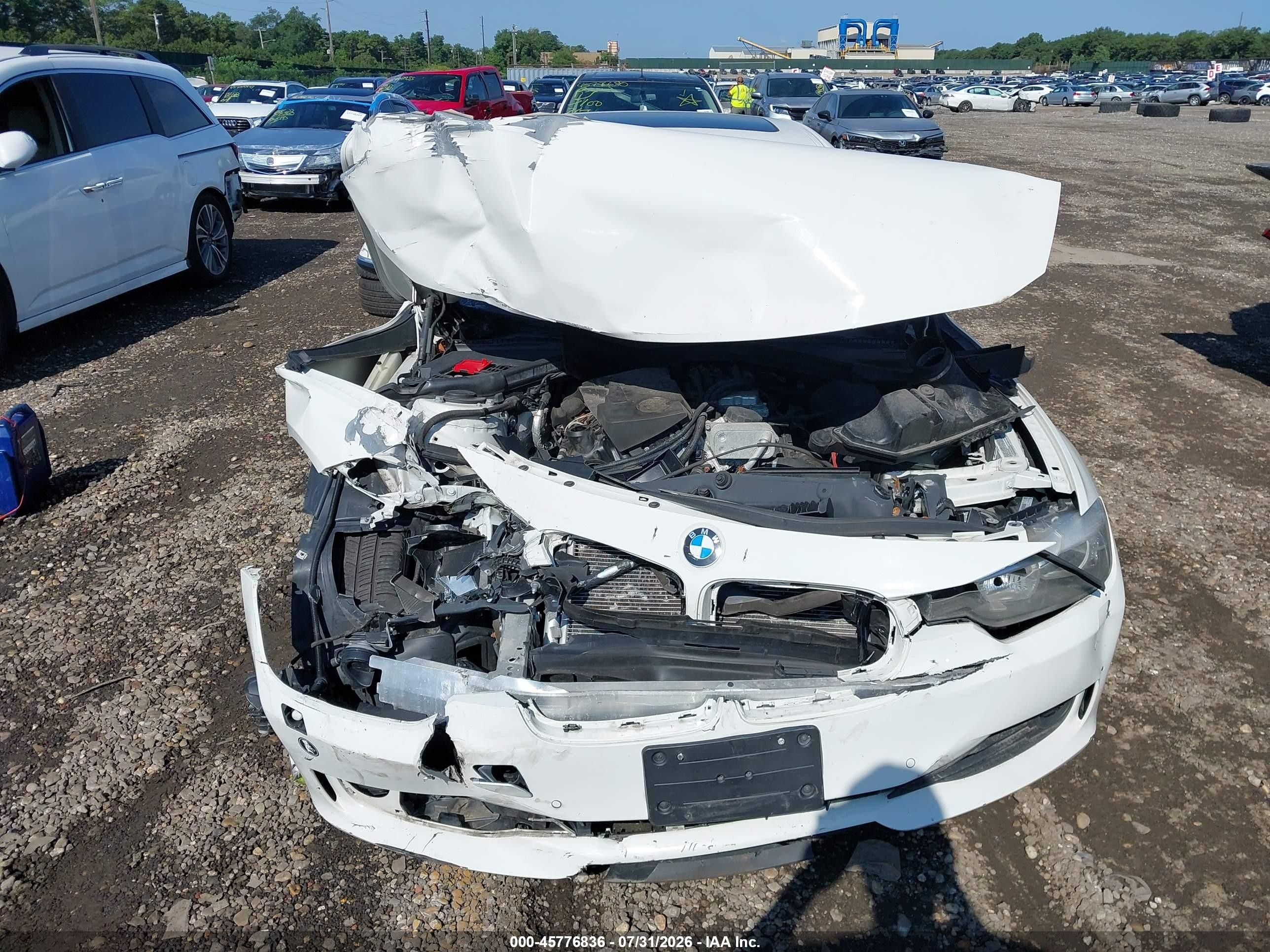 2015 Bmw 328i Xdrive White vin: WBA3B3C52FF546981