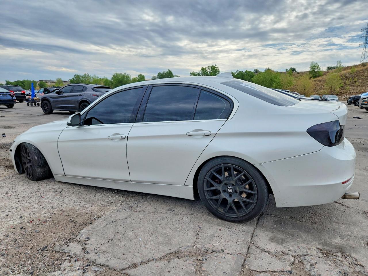 2015 Bmw 328 Xi White vin: WBA3B3C52FF548813