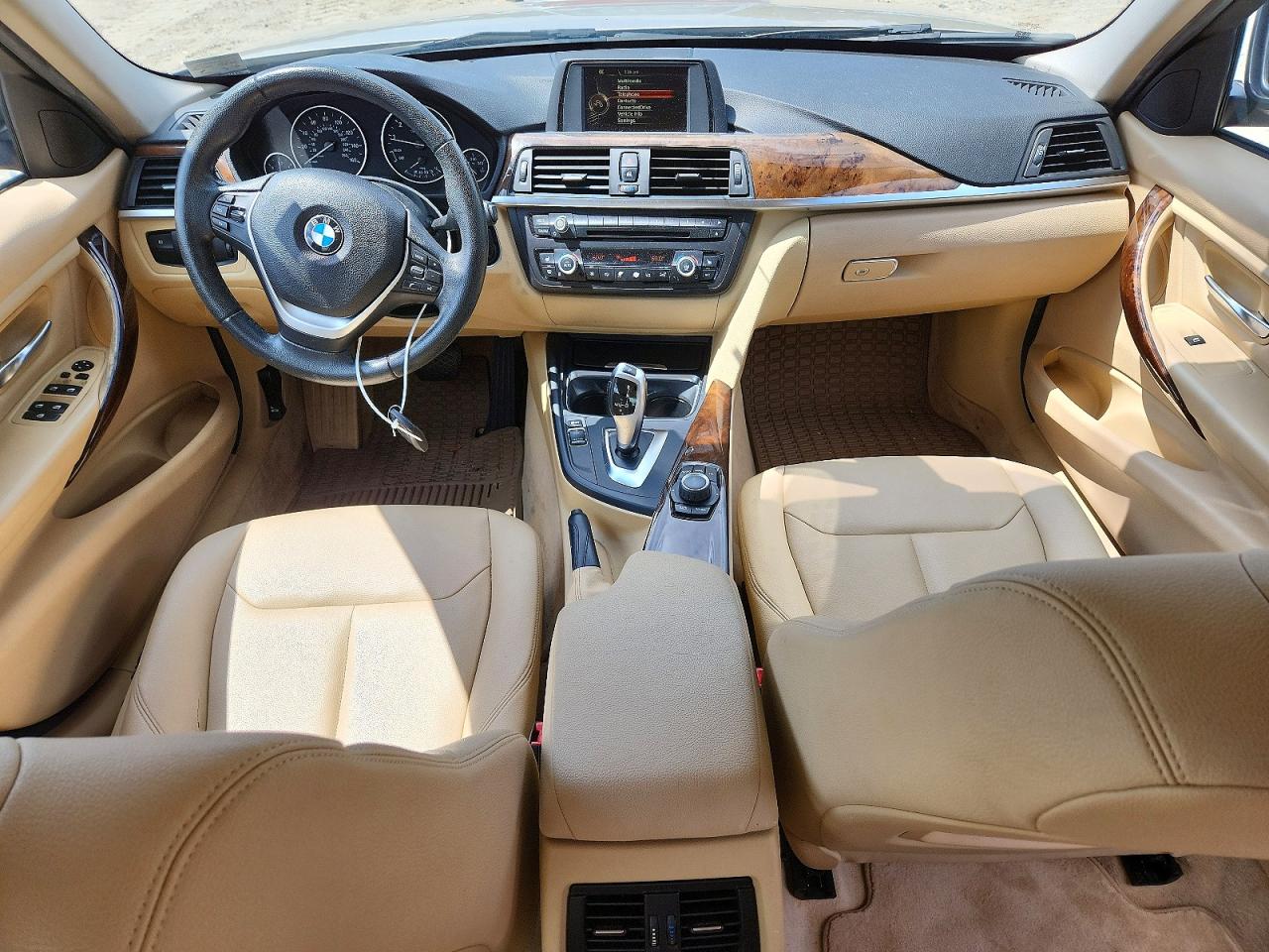 2015 Bmw 328 Xi Gold vin: WBA3B3C52FJ984168