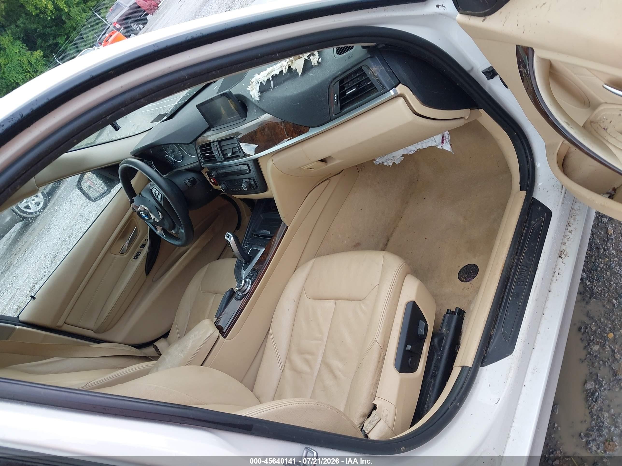 2013 Bmw 328i Xdrive White vin: WBA3B3C53DJ698617