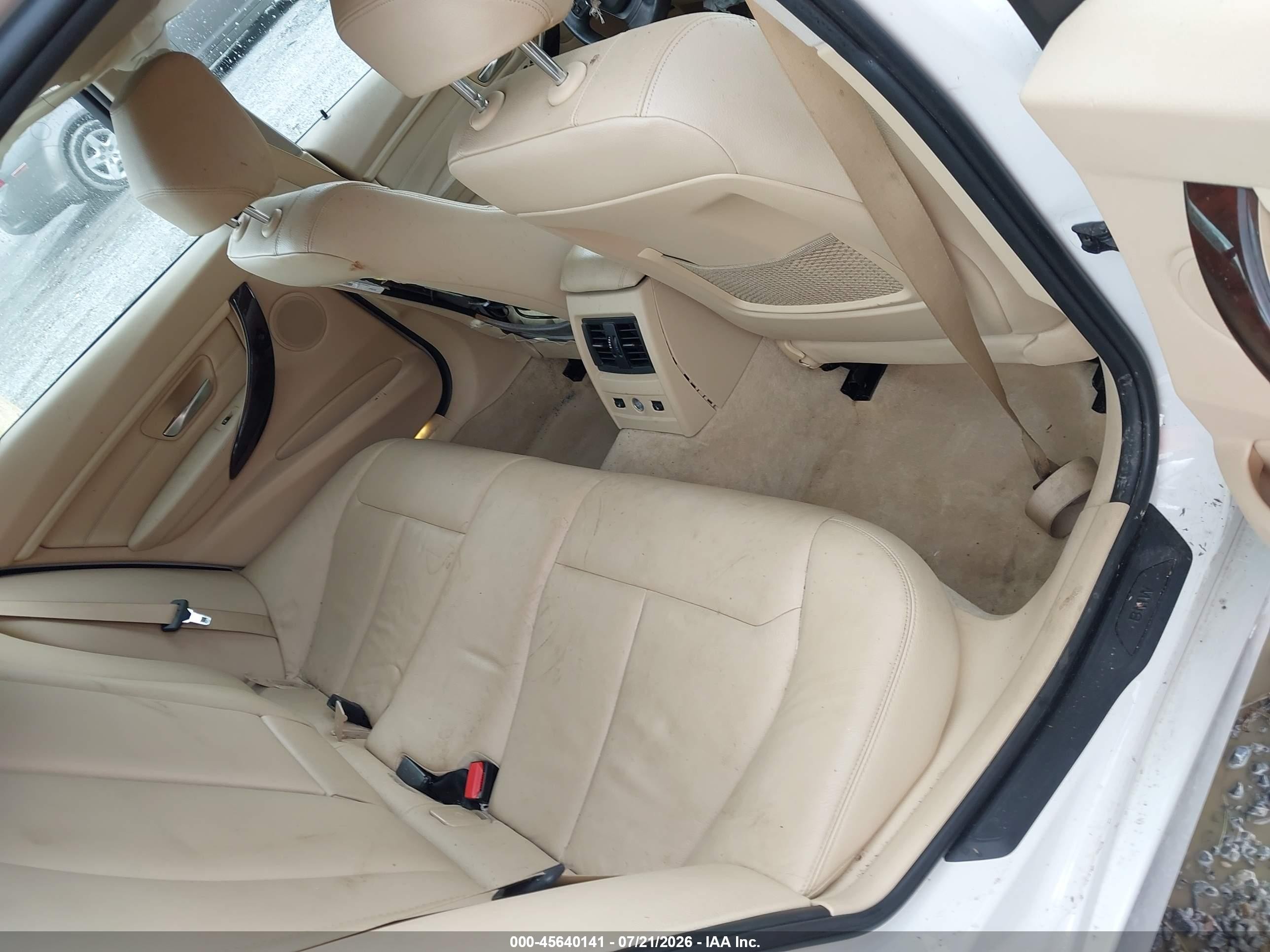 2013 Bmw 328i Xdrive White vin: WBA3B3C53DJ698617