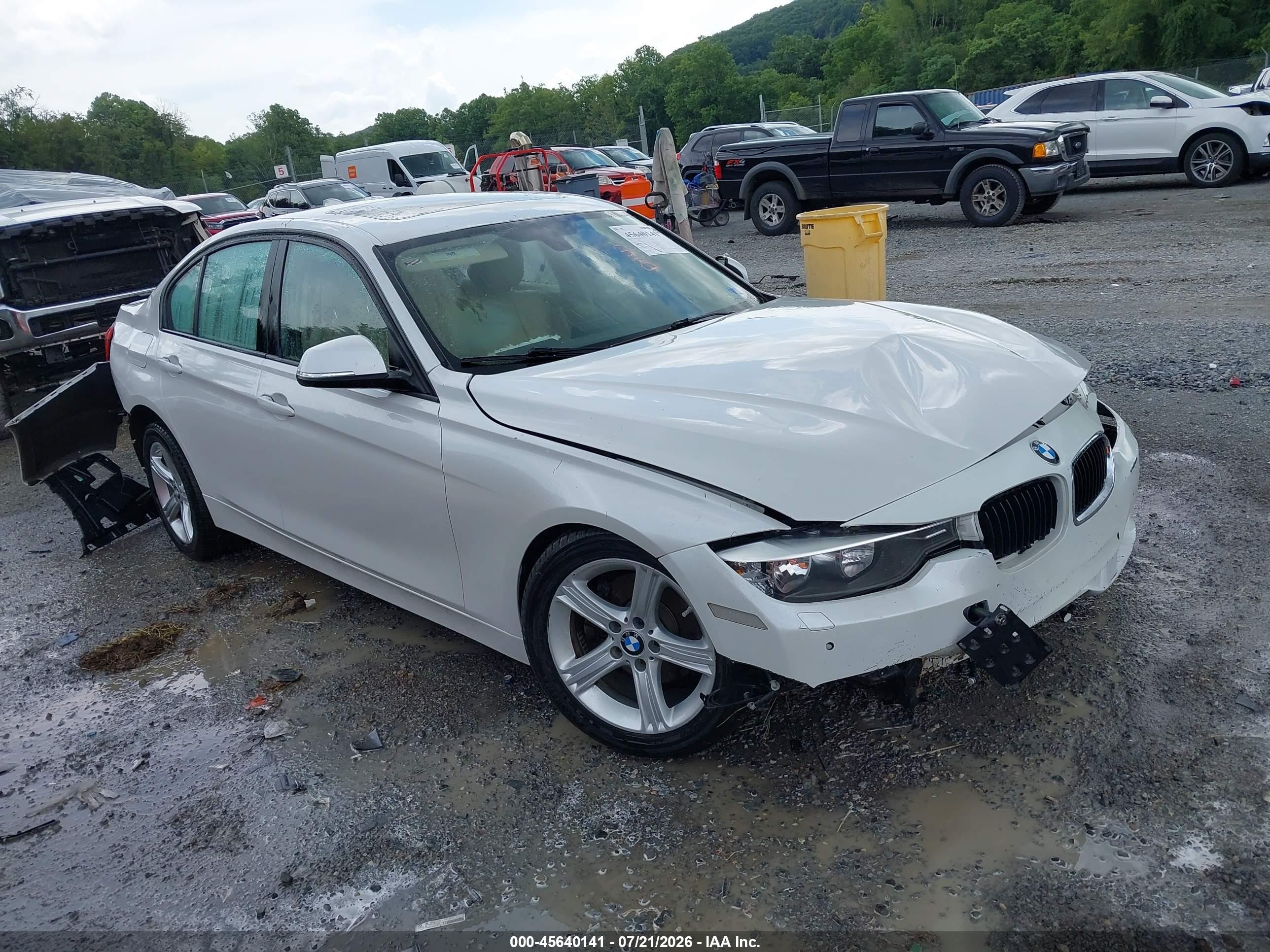 2013 Bmw 328i Xdrive White vin: WBA3B3C53DJ698617
