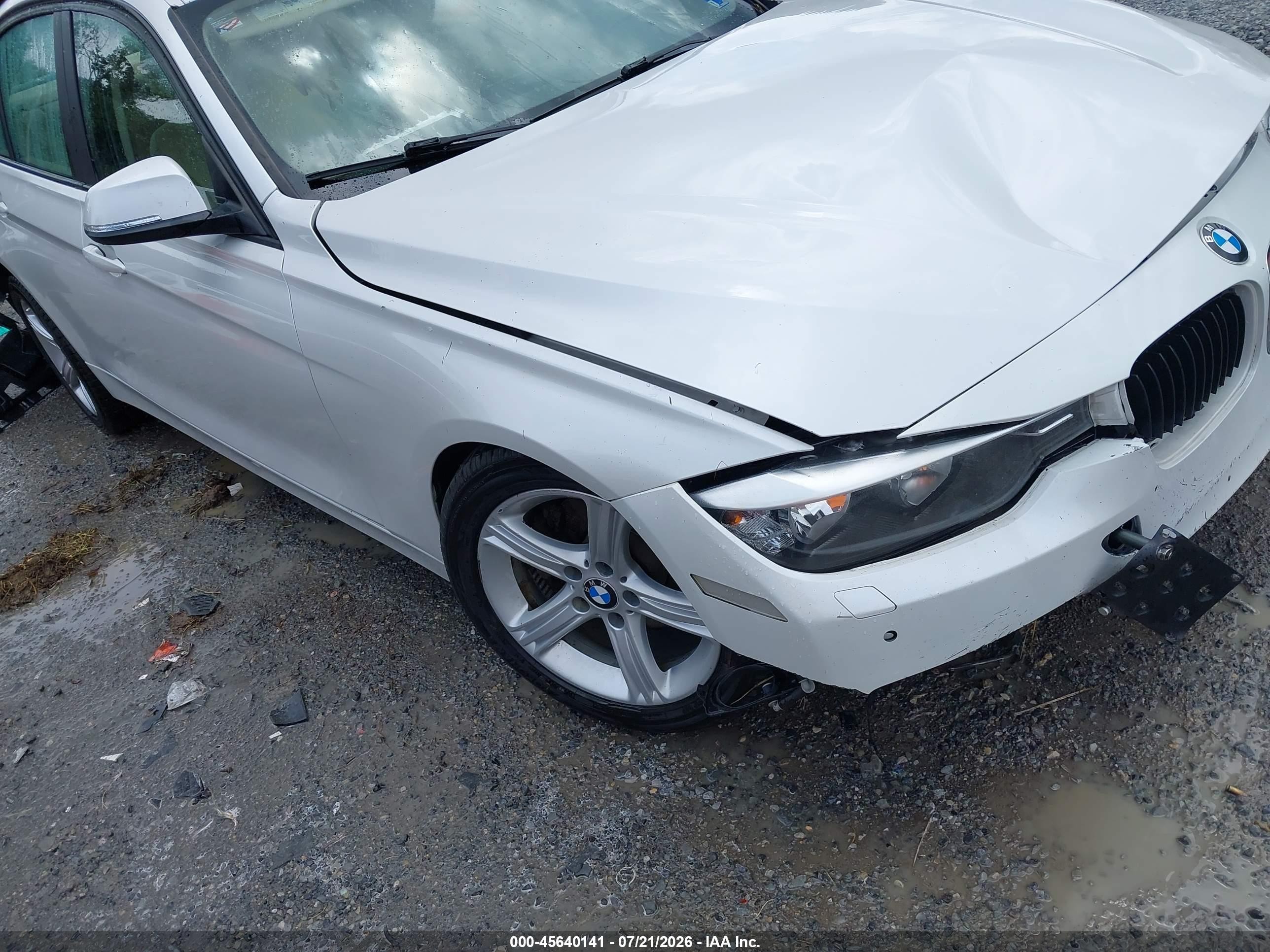 2013 Bmw 328i Xdrive White vin: WBA3B3C53DJ698617