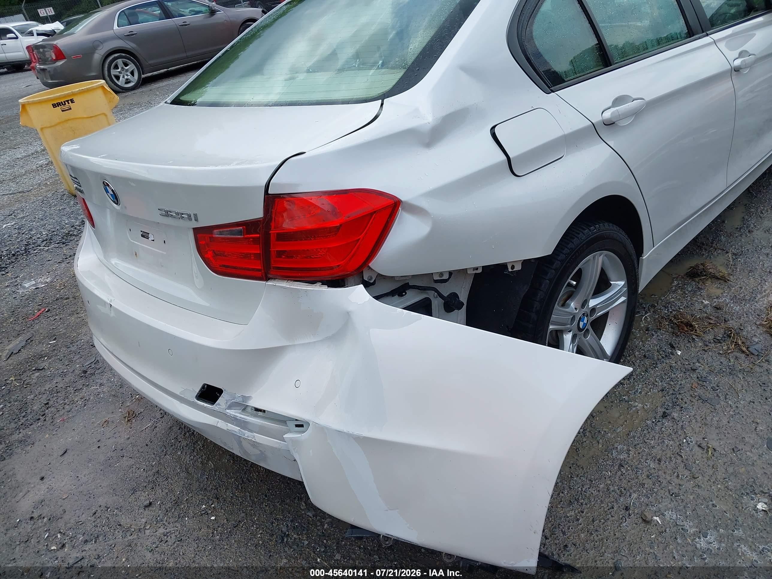 2013 Bmw 328i Xdrive White vin: WBA3B3C53DJ698617