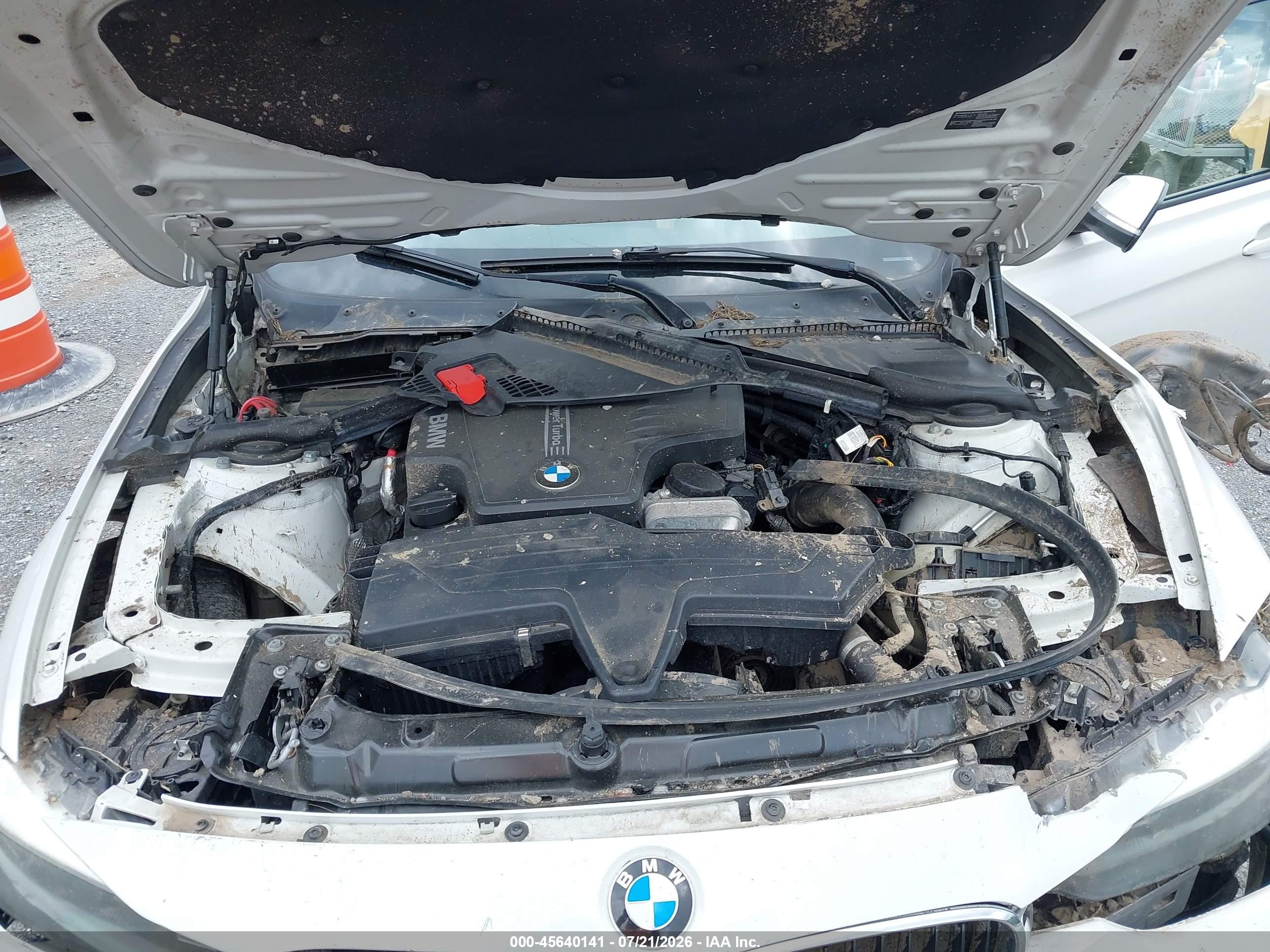 2013 Bmw 328i Xdrive White vin: WBA3B3C53DJ698617