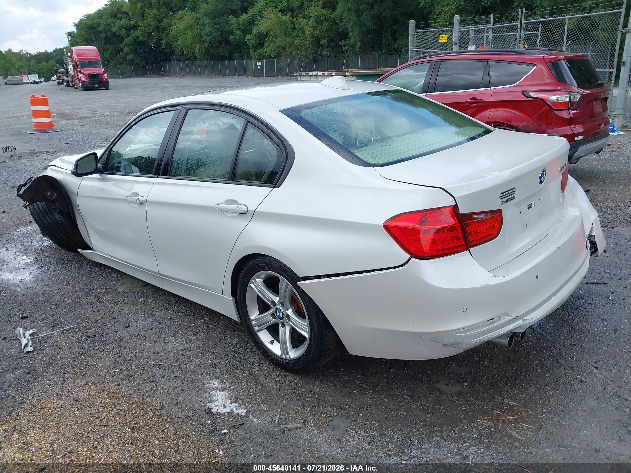 2013 Bmw 328i Xdrive White vin: WBA3B3C53DJ698617