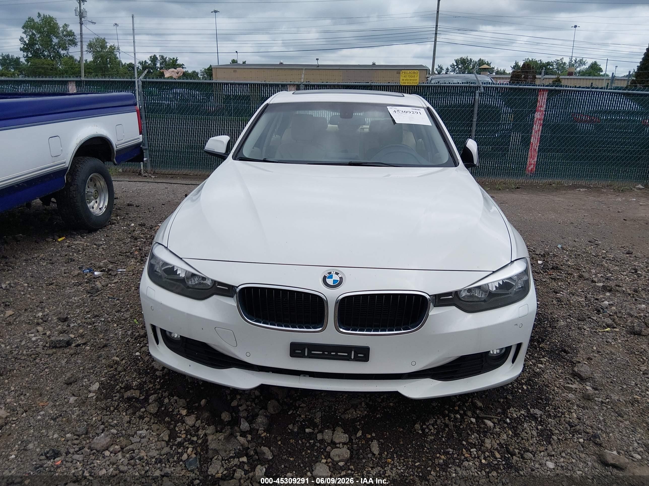 2014 Bmw 328i Xdrive White vin: WBA3B3C53EF545191