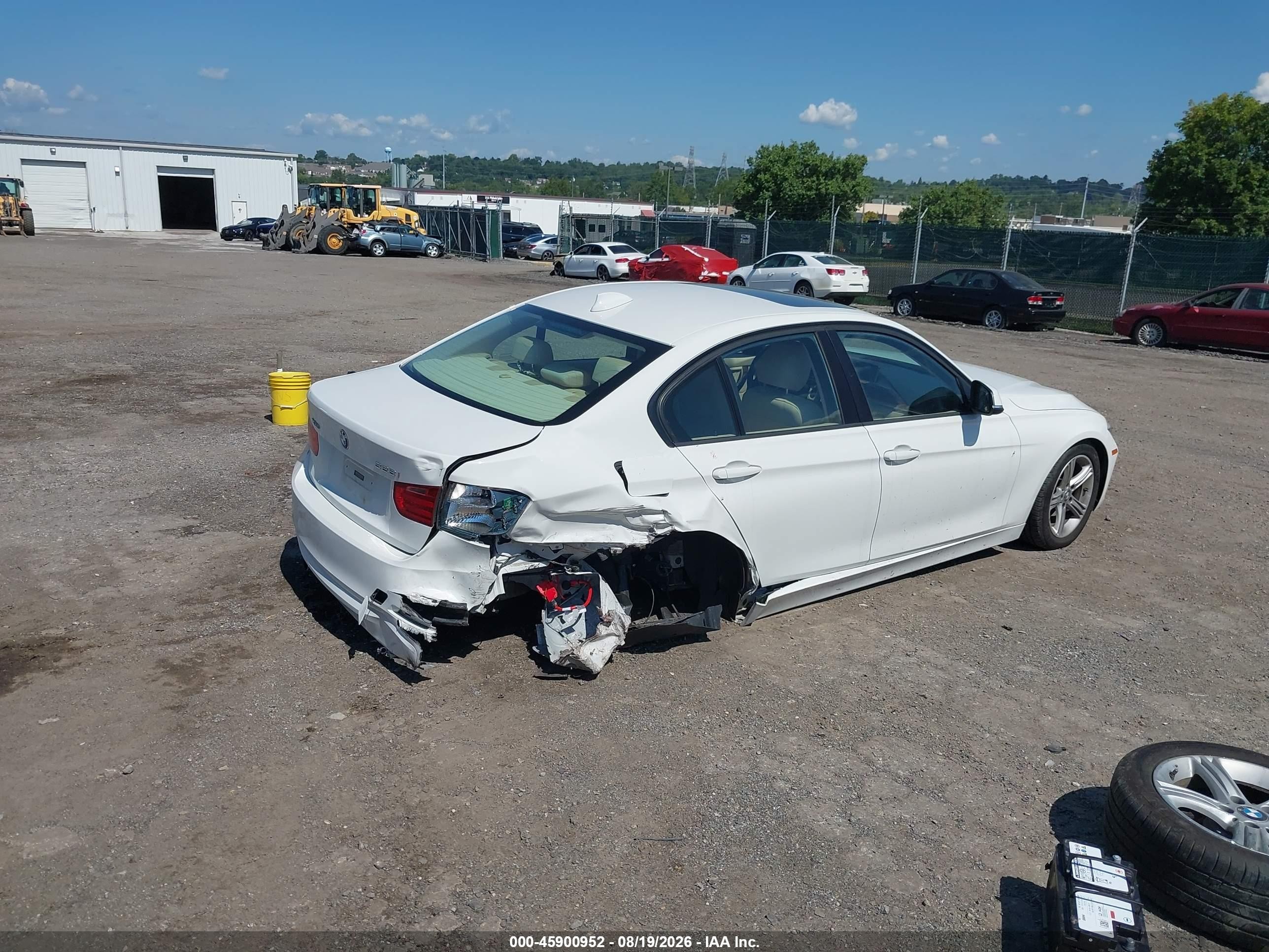 2014 Bmw 328i Xdrive White vin: WBA3B3C53EJ978832