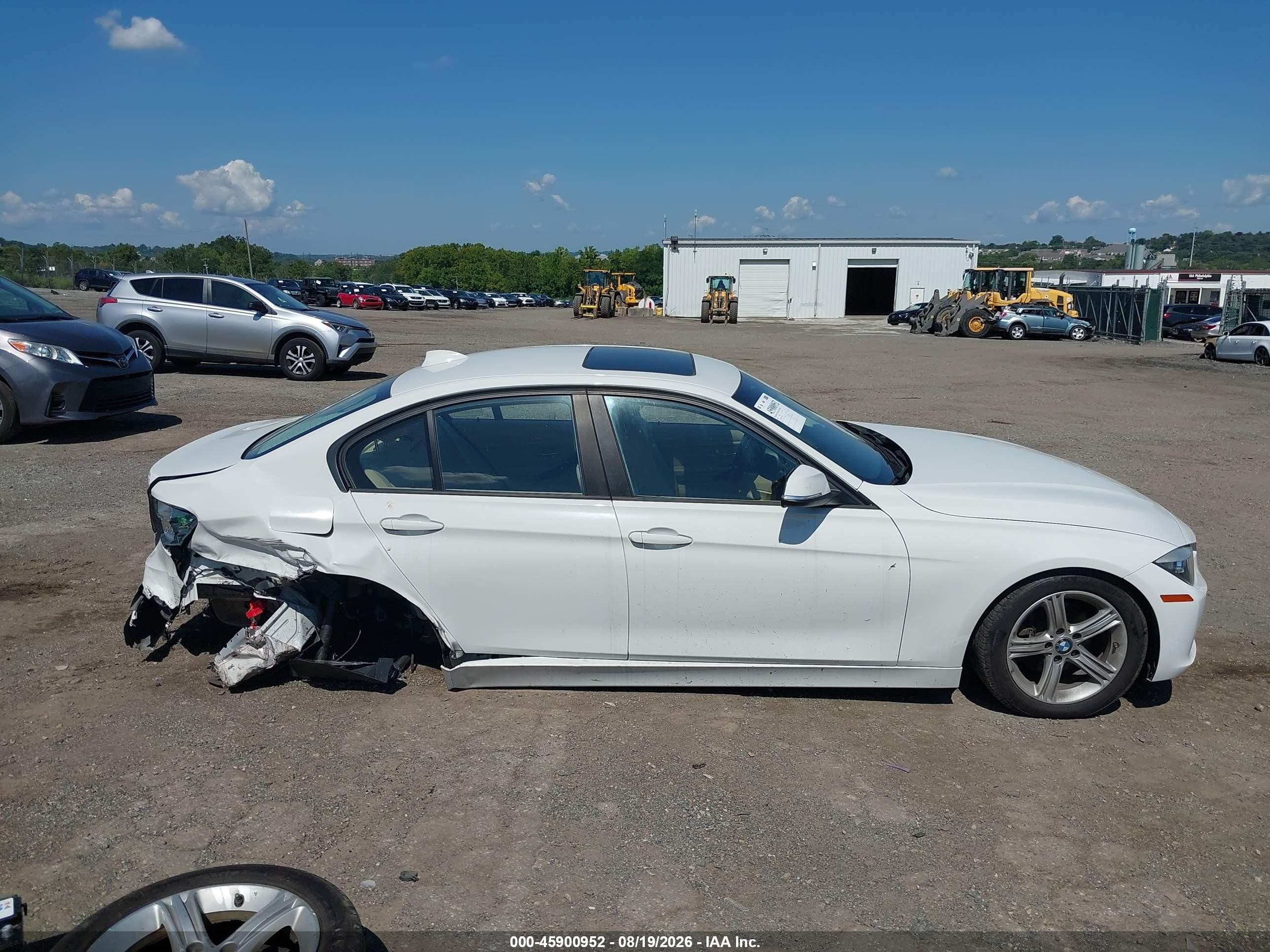 2014 Bmw 328i Xdrive White vin: WBA3B3C53EJ978832