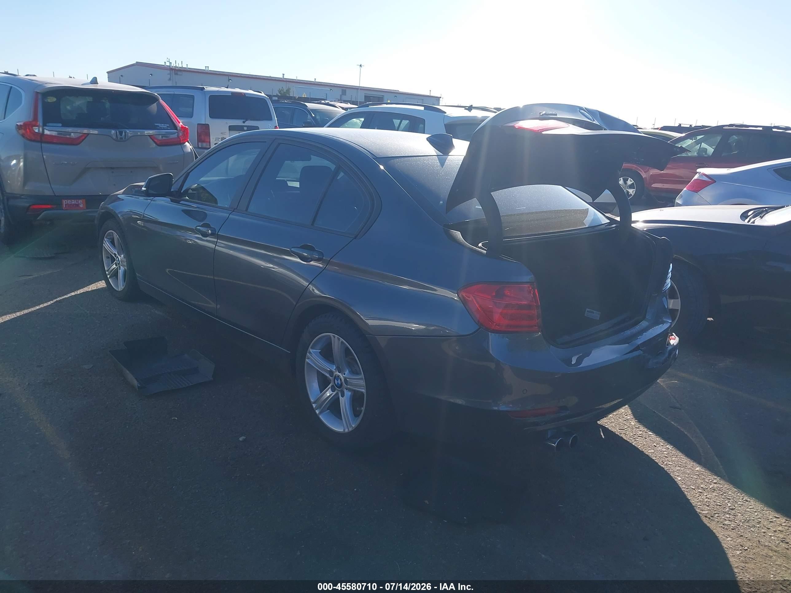 2015 Bmw 328i Xdrive Серый vin: WBA3B3C53FJ985099