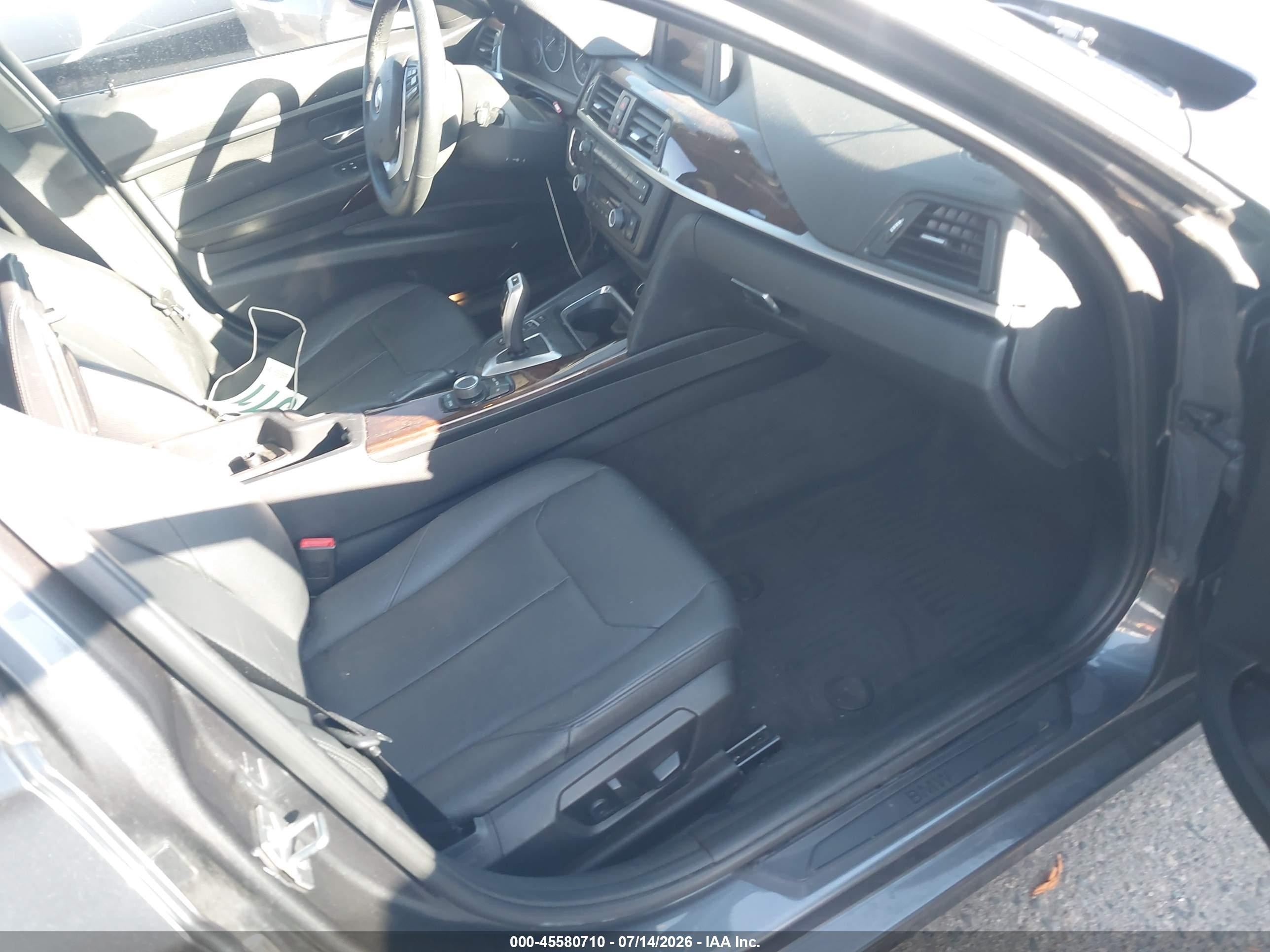 2015 Bmw 328i Xdrive Серый vin: WBA3B3C53FJ985099