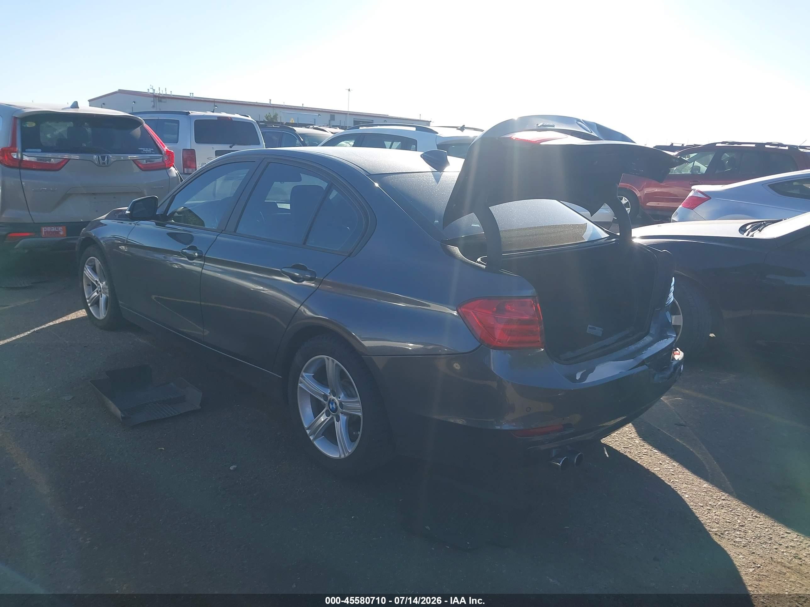 2015 Bmw 328i Xdrive Серый vin: WBA3B3C53FJ985099