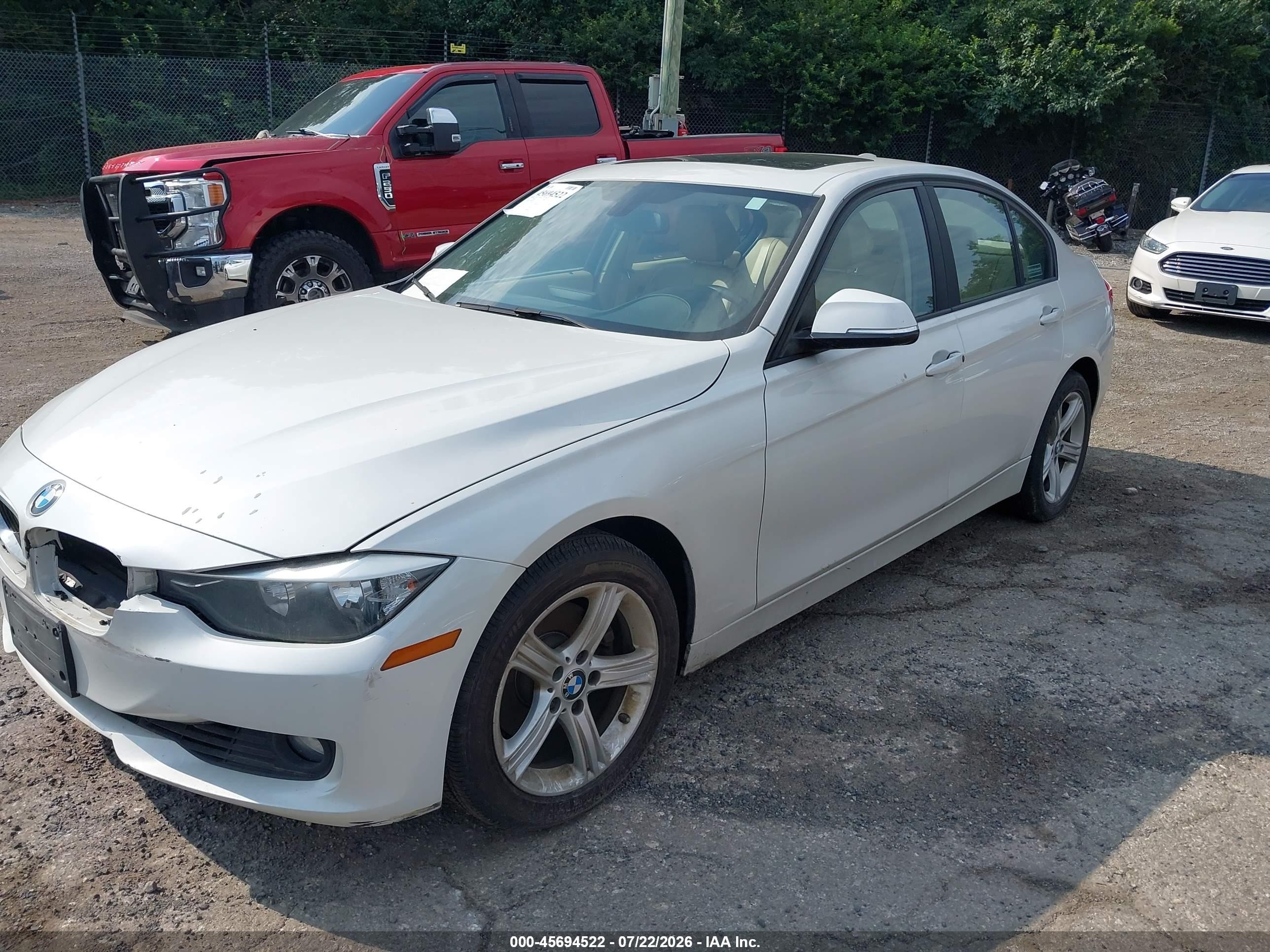 2013 Bmw 328i Xdrive Белый vin: WBA3B3C54DF530648