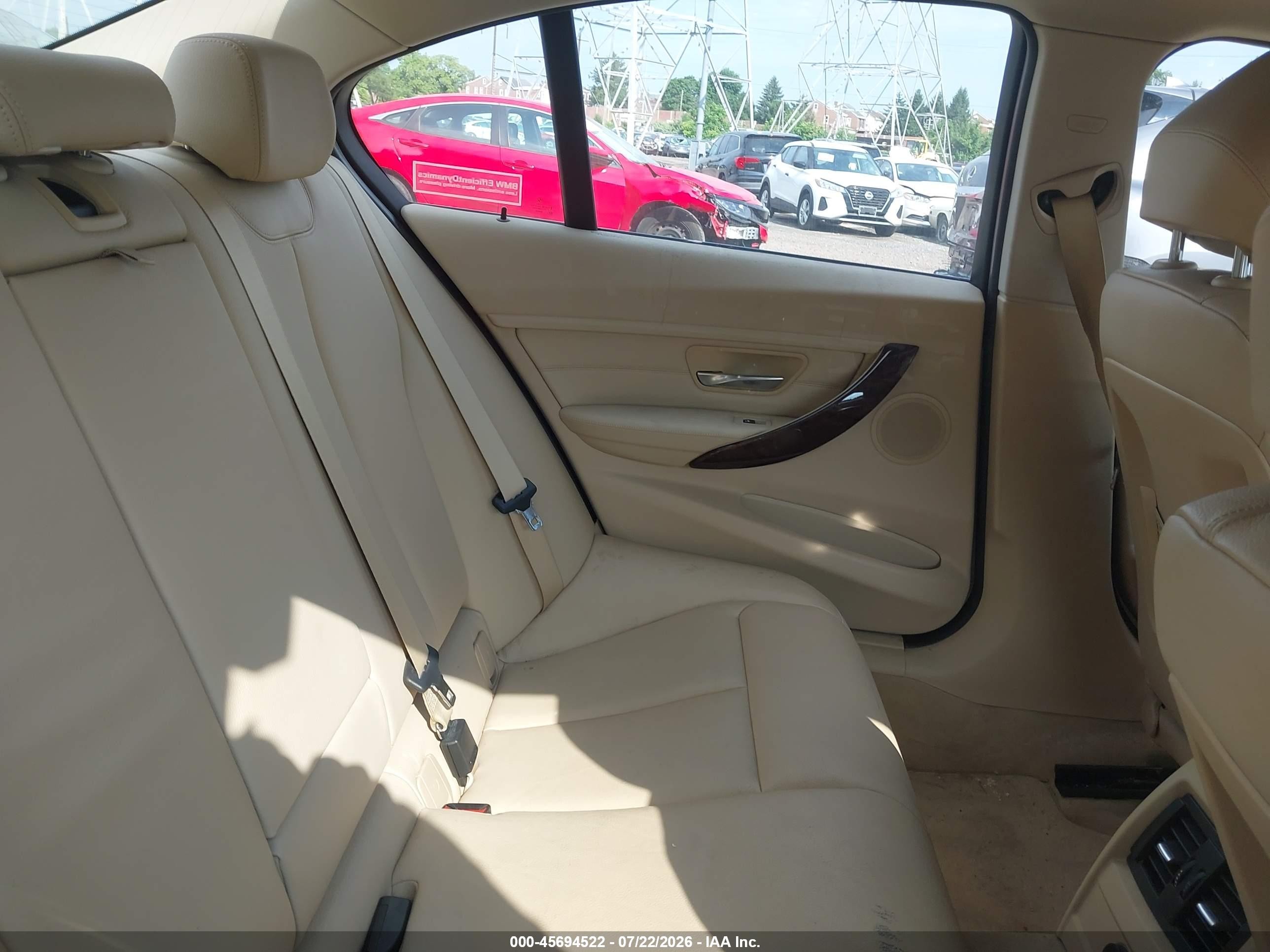 2013 Bmw 328i Xdrive Белый vin: WBA3B3C54DF530648