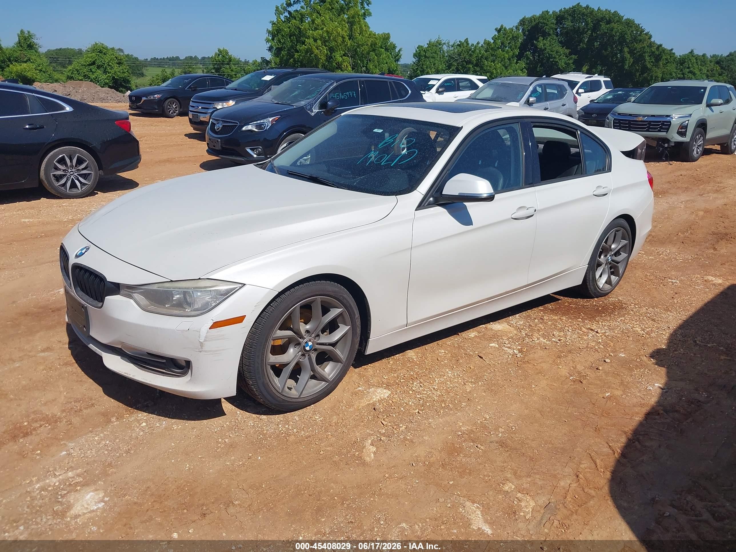 2013 Bmw 328i Xdrive White vin: WBA3B3C54DF532772