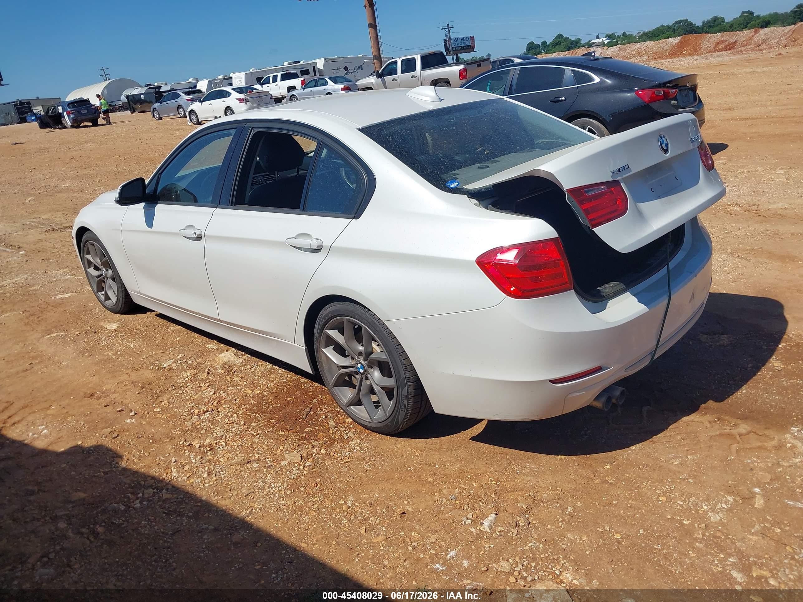 2013 Bmw 328i Xdrive White vin: WBA3B3C54DF532772
