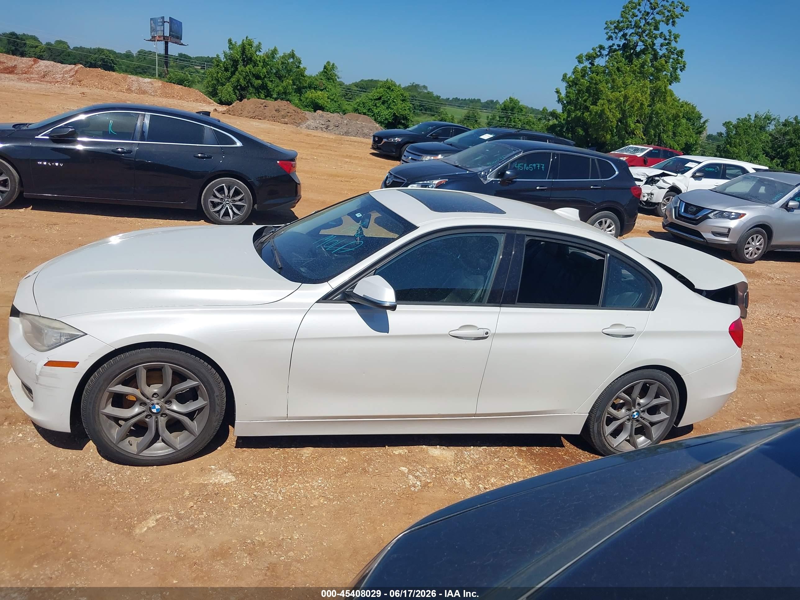2013 Bmw 328i Xdrive White vin: WBA3B3C54DF532772