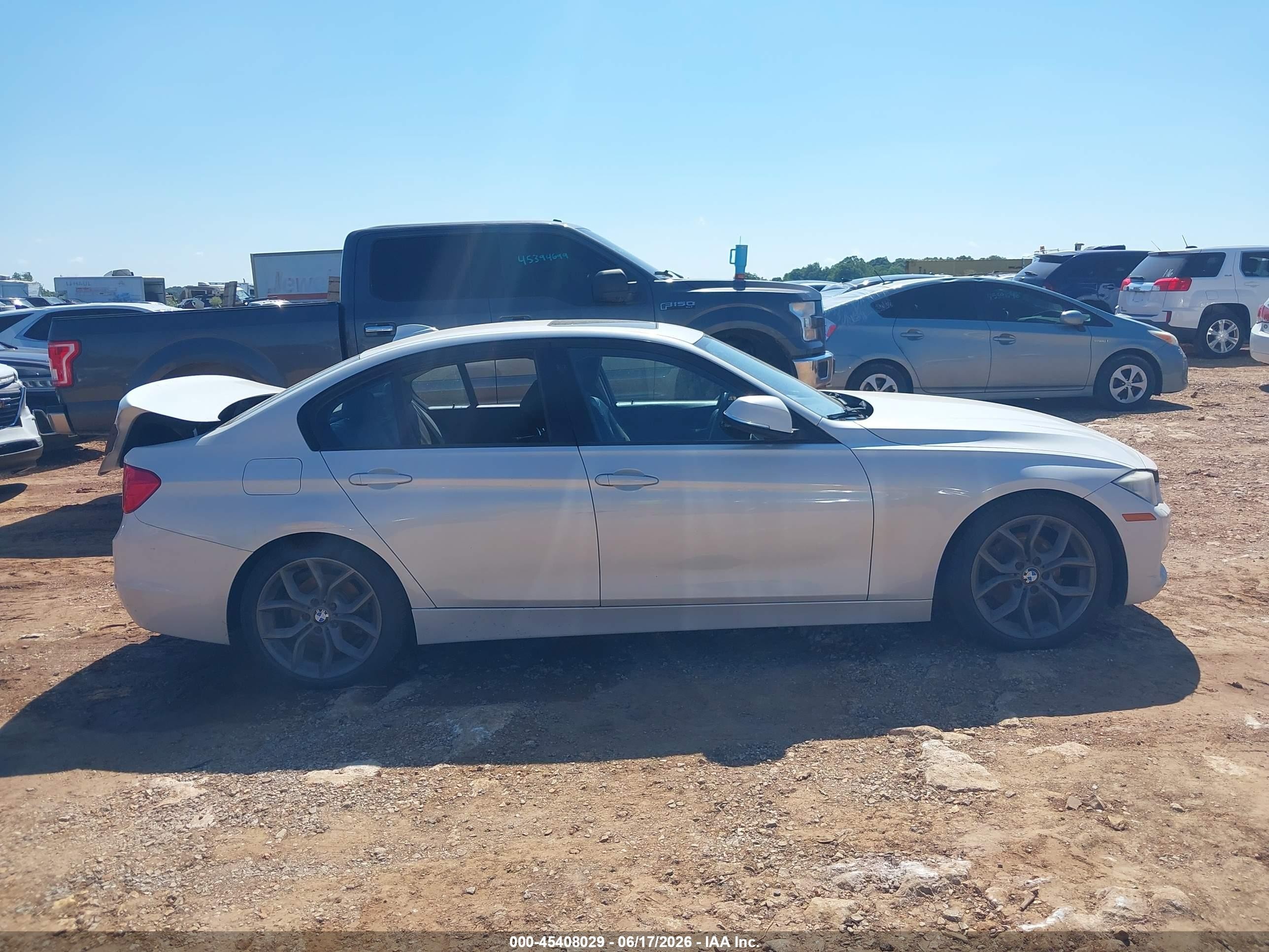 2013 Bmw 328i Xdrive White vin: WBA3B3C54DF532772
