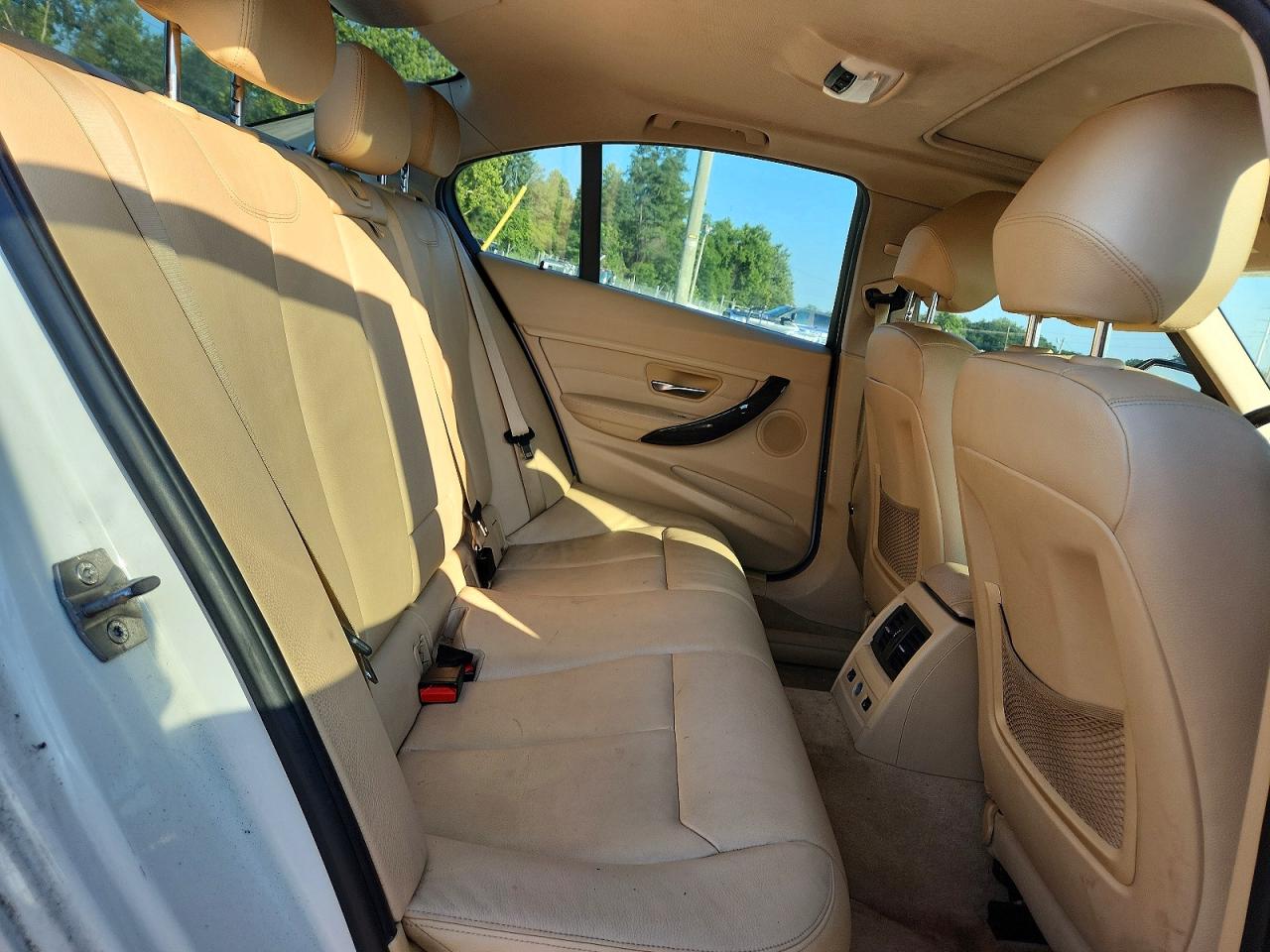 2013 Bmw 328 Xi White vin: WBA3B3C54DF533016