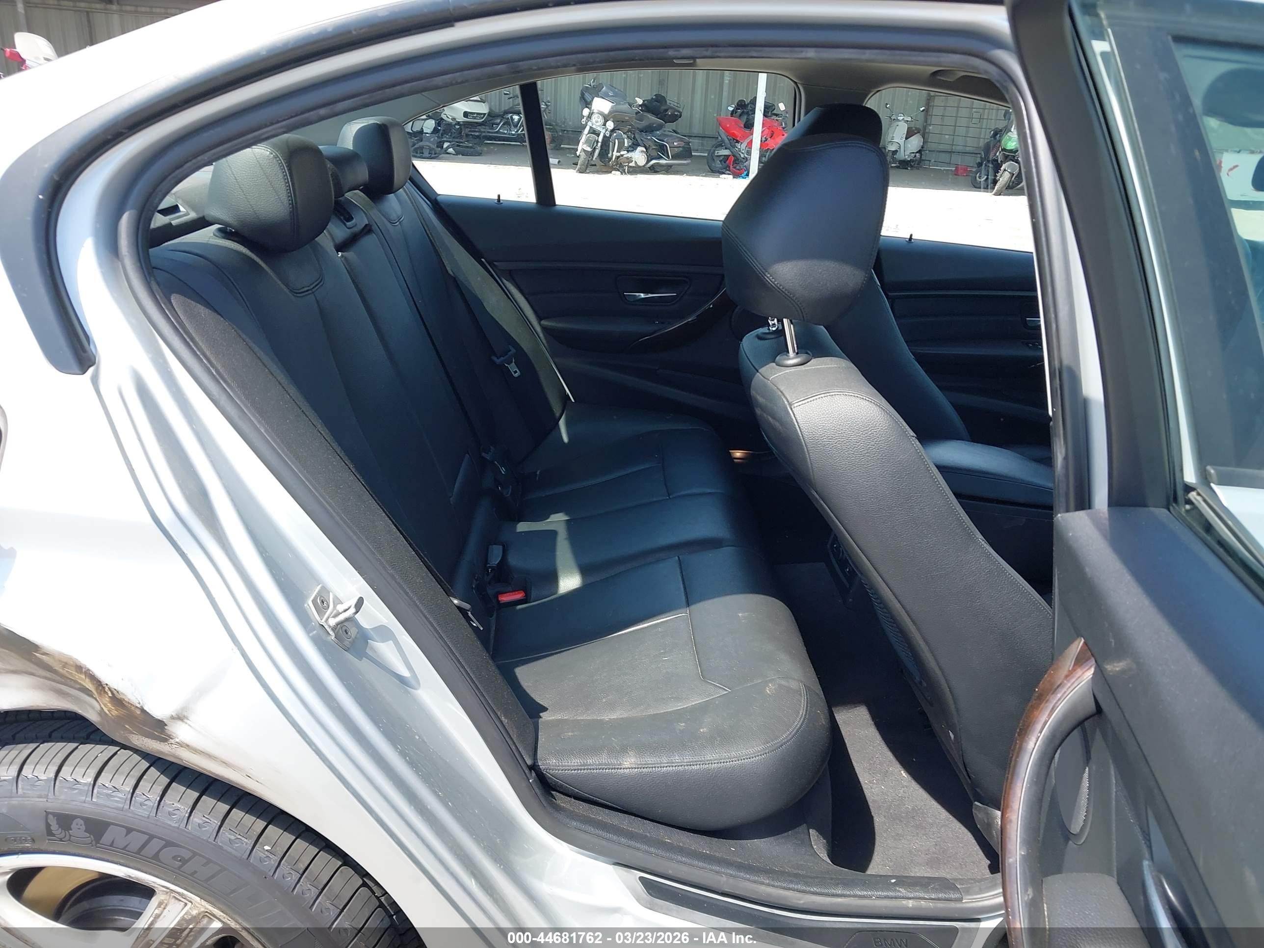 2015 Bmw 328i Xdrive Silver vin: WBA3B3C54FF548697