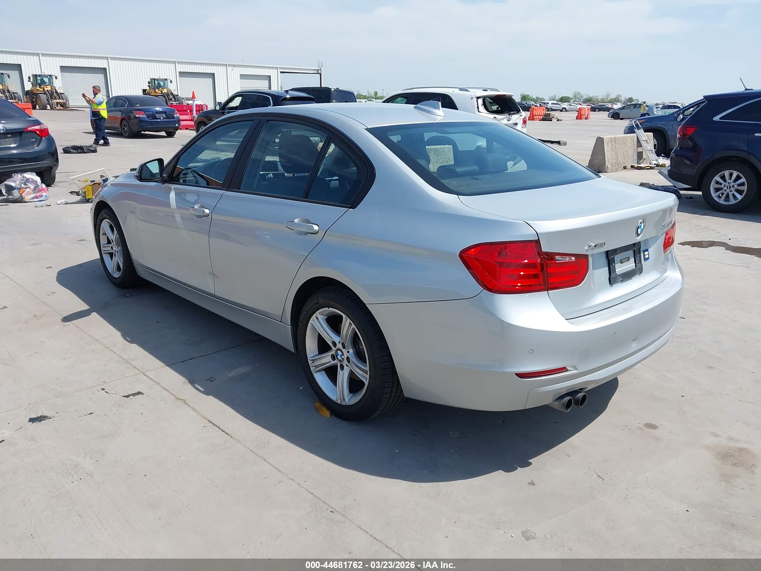 2015 Bmw 328i Xdrive Silver vin: WBA3B3C54FF548697