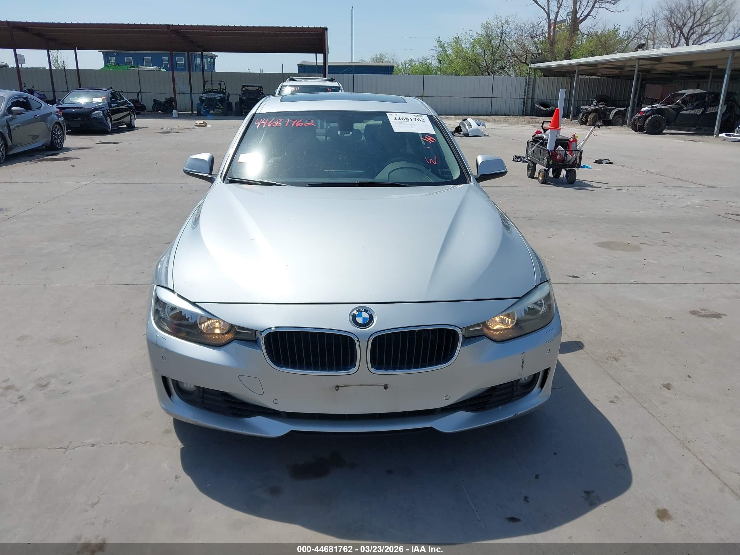 2015 Bmw 328i Xdrive Silver vin: WBA3B3C54FF548697