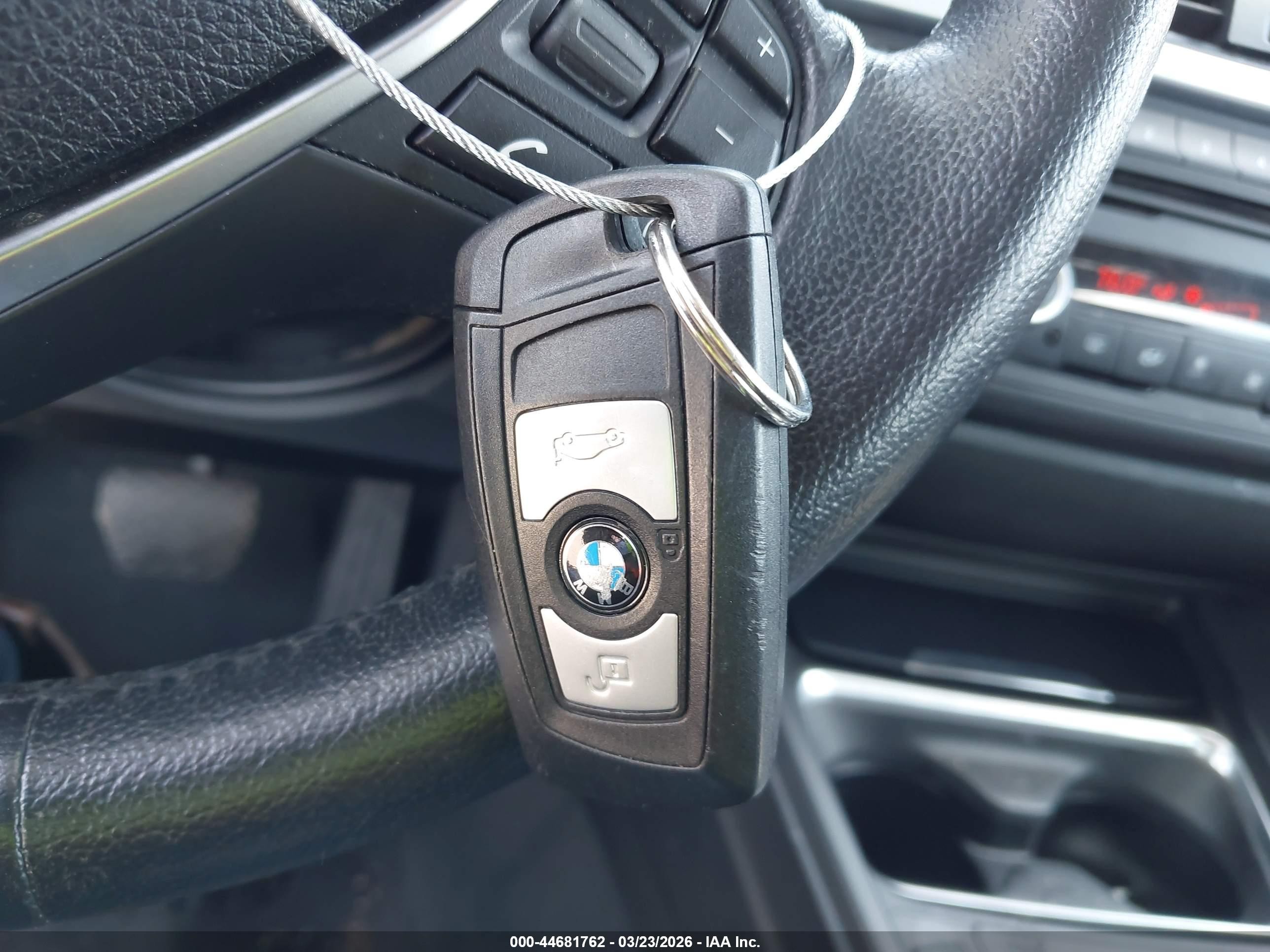 2015 Bmw 328i Xdrive Silver vin: WBA3B3C54FF548697