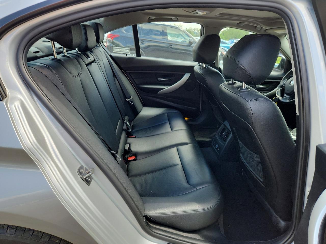 2013 Bmw 328 Xi Серебряный vin: WBA3B3C55DF538872
