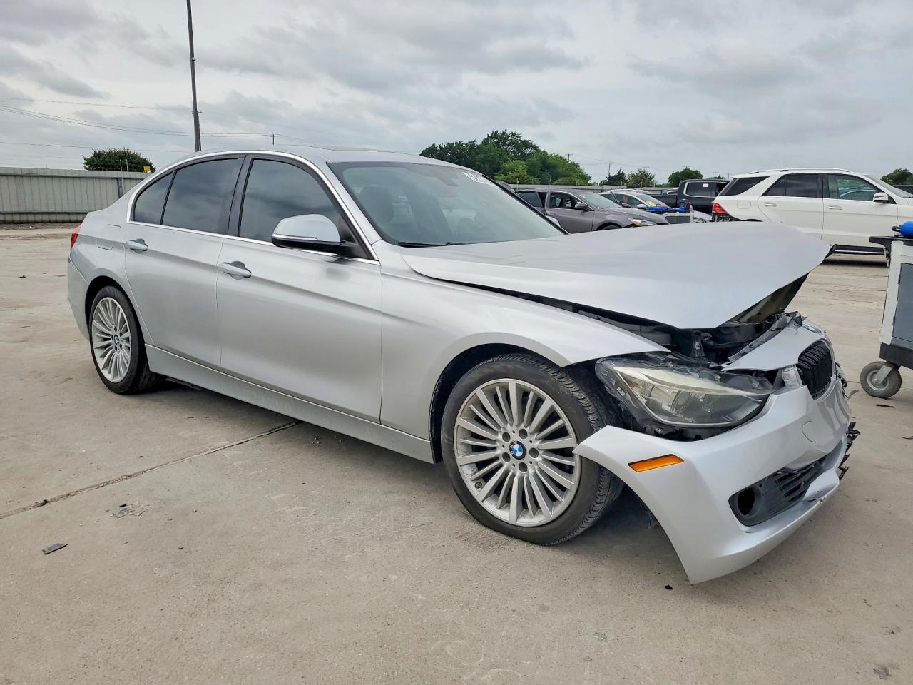 2013 Bmw 328 Xi Серебряный vin: WBA3B3C55DF540704