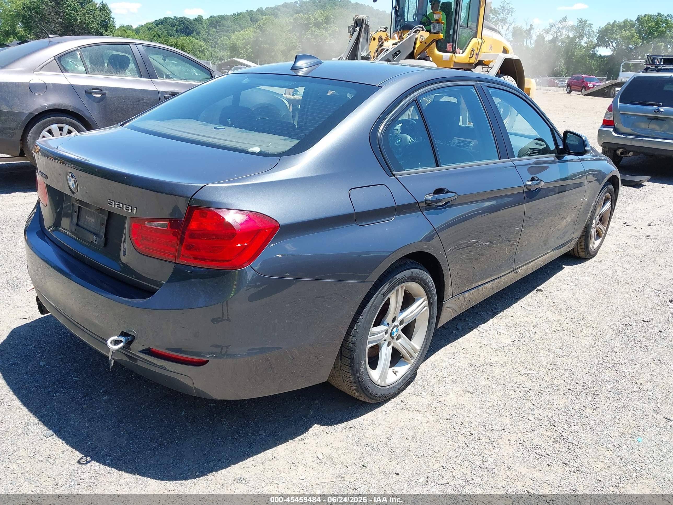 2015 Bmw 328i Xdrive Gray vin: WBA3B3C55FF547509