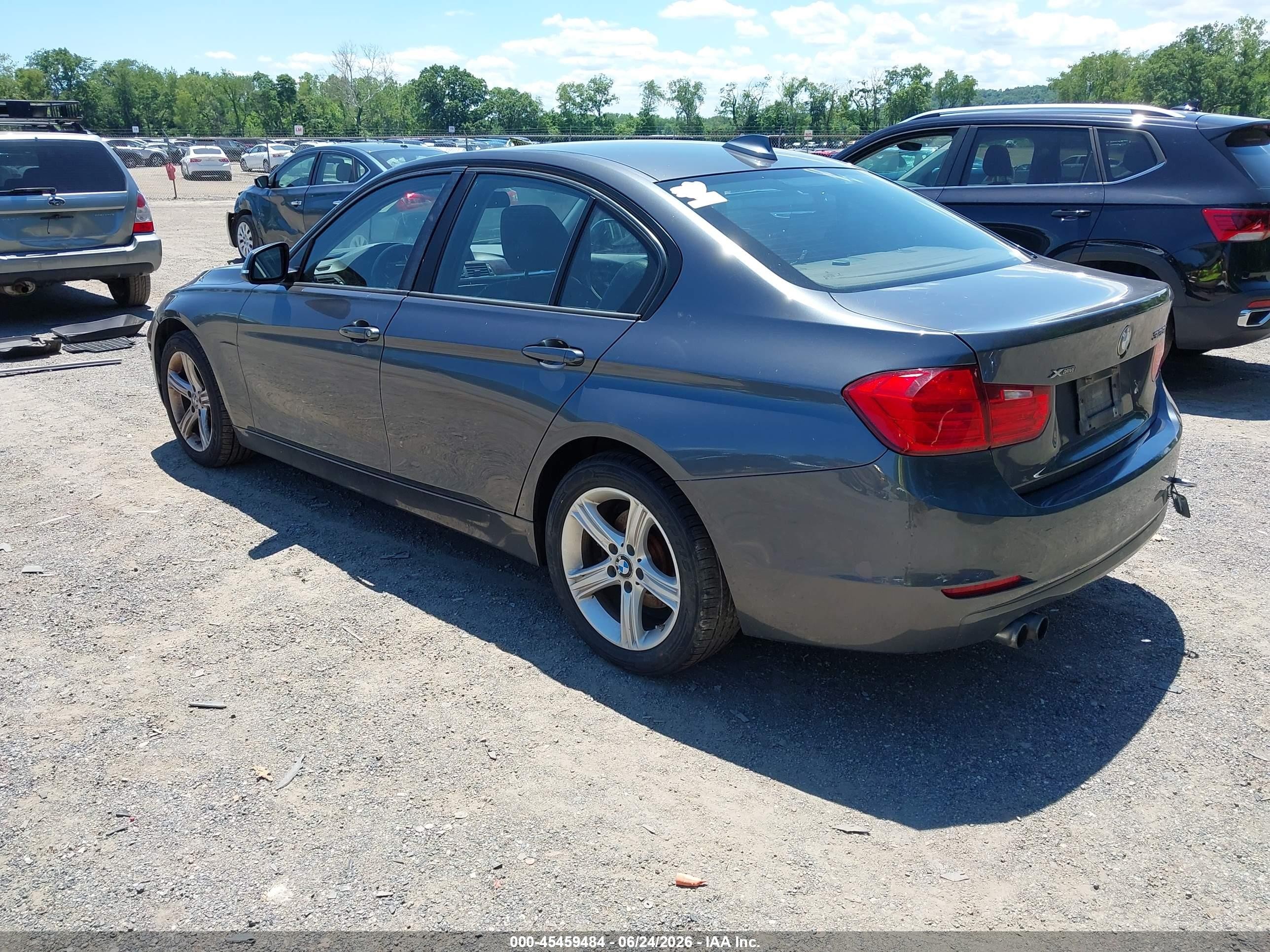 2015 Bmw 328i Xdrive Gray vin: WBA3B3C55FF547509