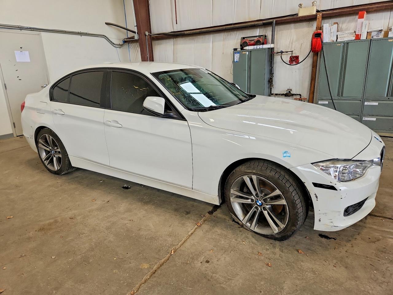 2013 Bmw 328 Xi White vin: WBA3B3C56DF537343