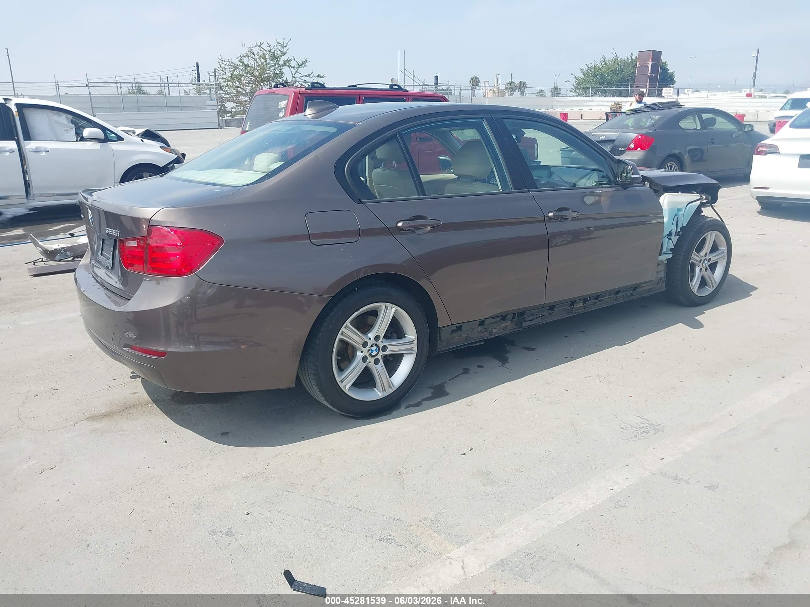 2013 Bmw 328i Xdrive Brown vin: WBA3B3C56DF540498