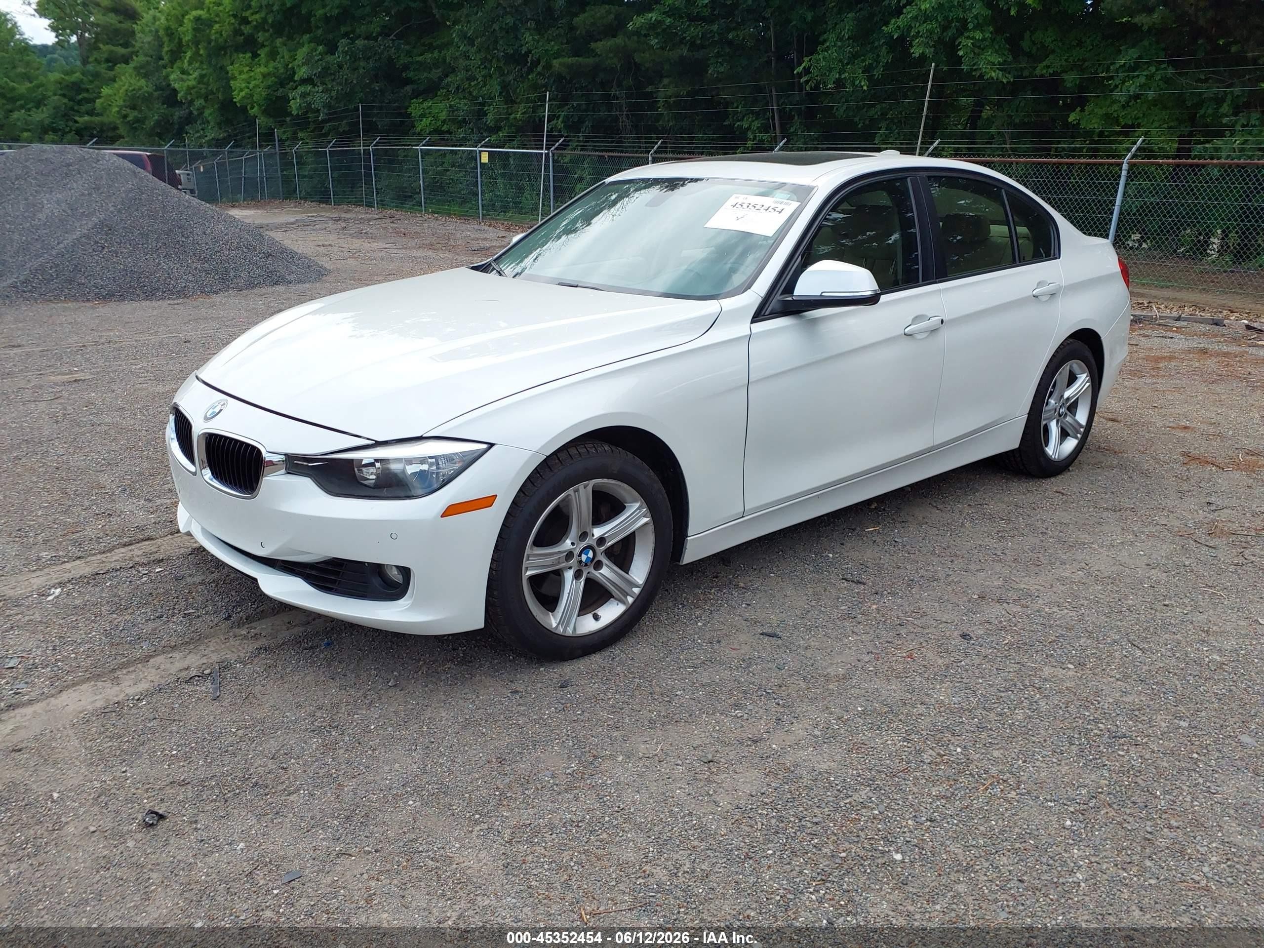 2014 Bmw 328i Xdrive White vin: WBA3B3C56EJ978999