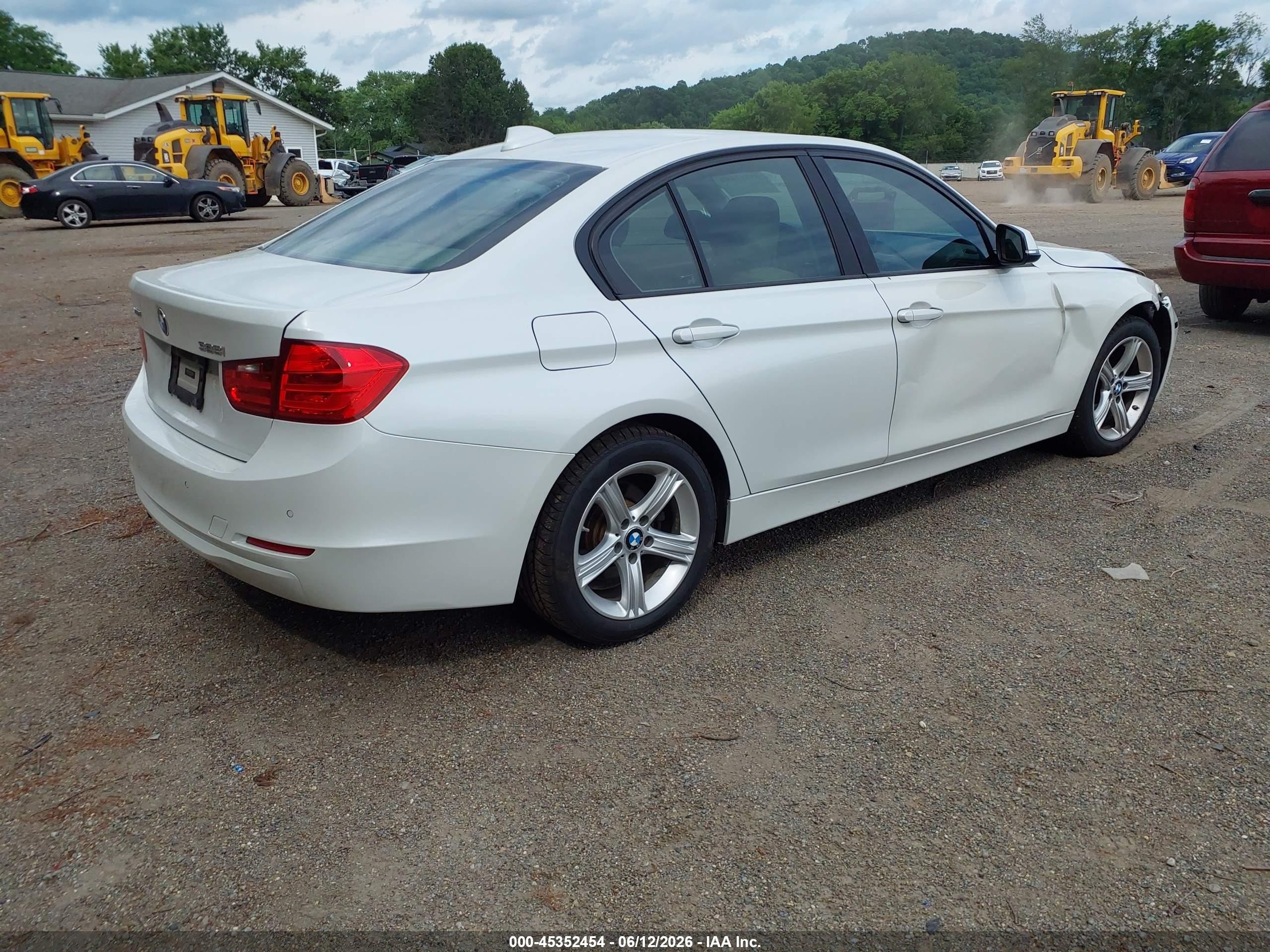 2014 Bmw 328i Xdrive White vin: WBA3B3C56EJ978999