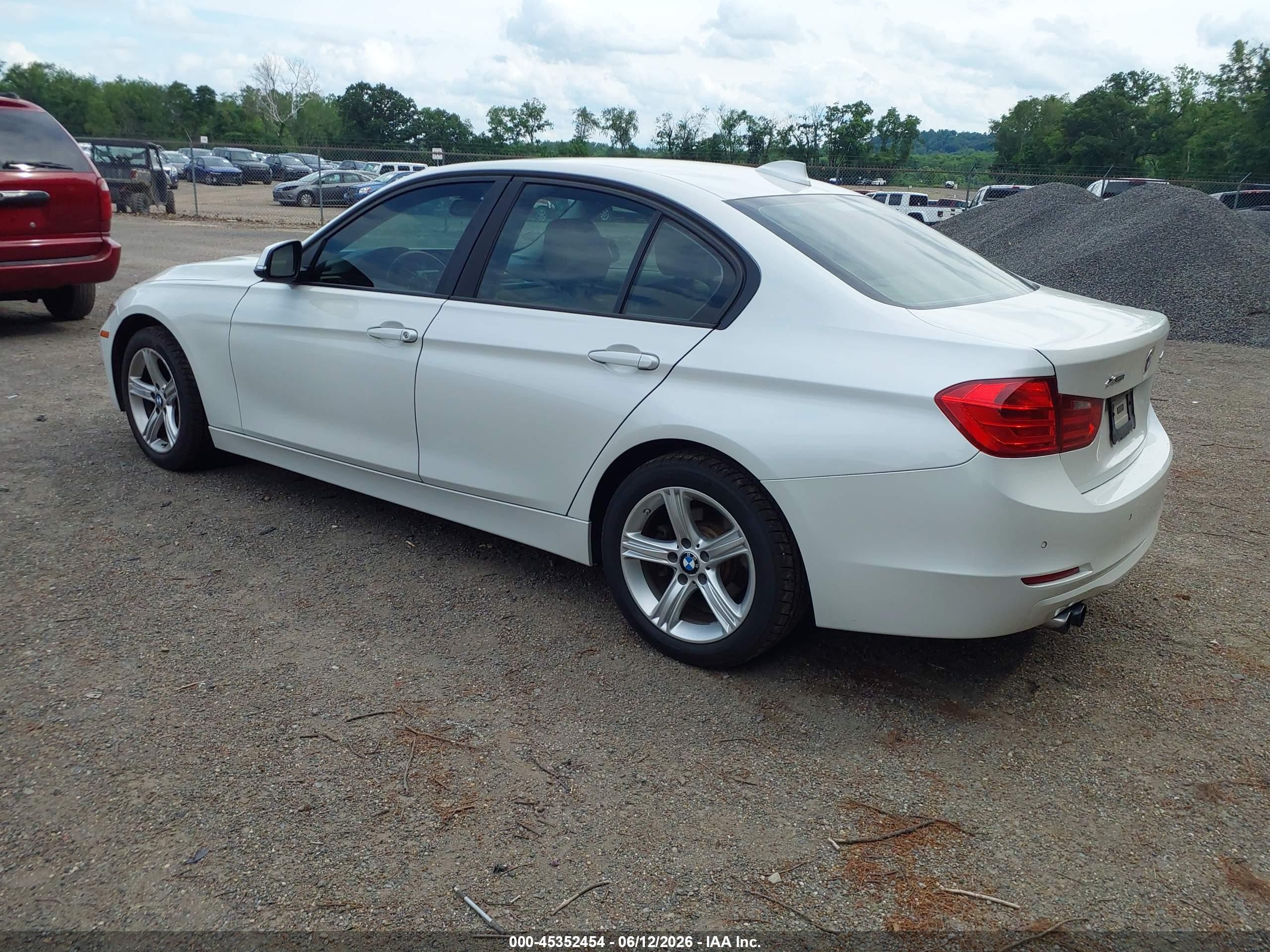 2014 Bmw 328i Xdrive White vin: WBA3B3C56EJ978999