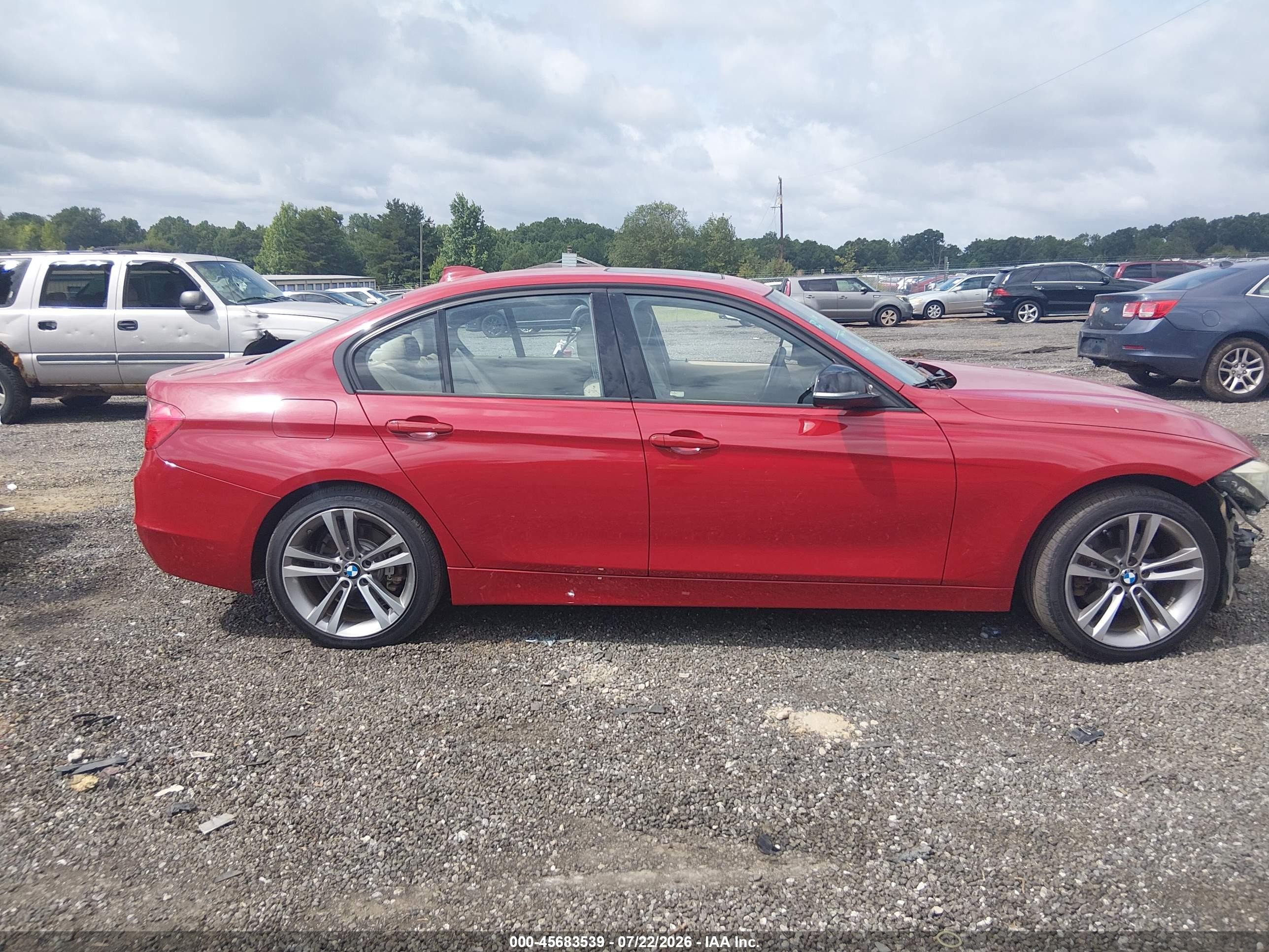 2015 Bmw 328i Xdrive Red vin: WBA3B3C56FJ984514
