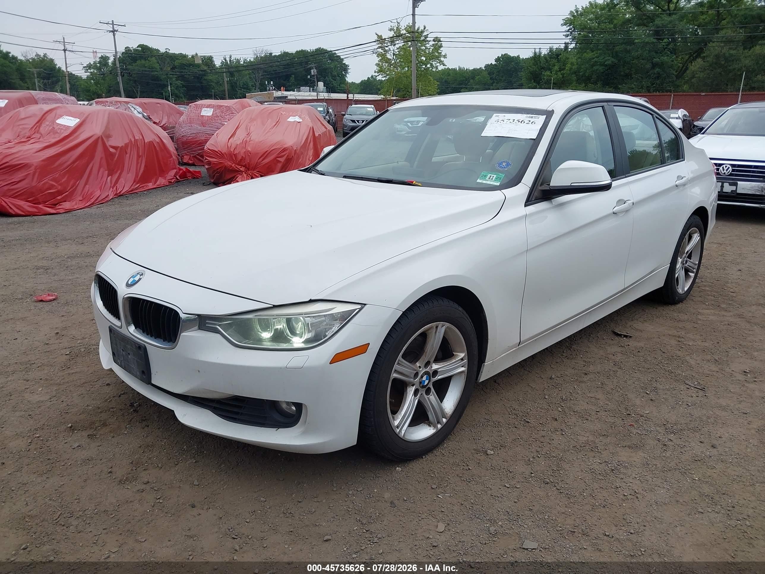 2013 Bmw 328i Xdrive Белый vin: WBA3B3C57DF535875