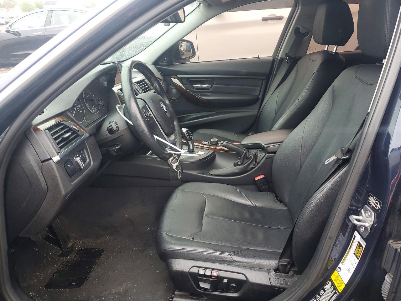 2015 Bmw 328 Xi Blue vin: WBA3B3C57FF546152