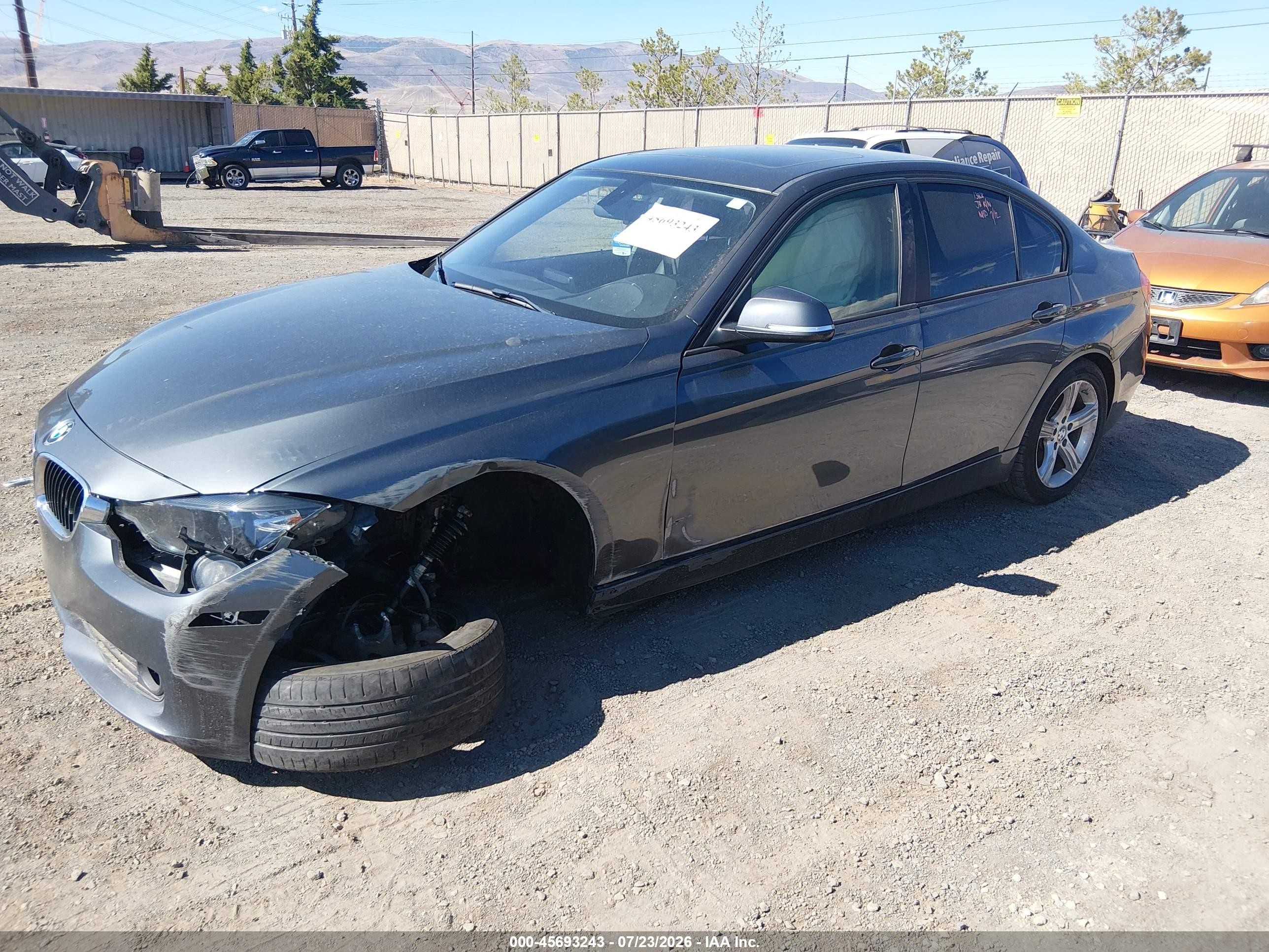 2014 Bmw 328i Xdrive Gray vin: WBA3B3C58EF545185