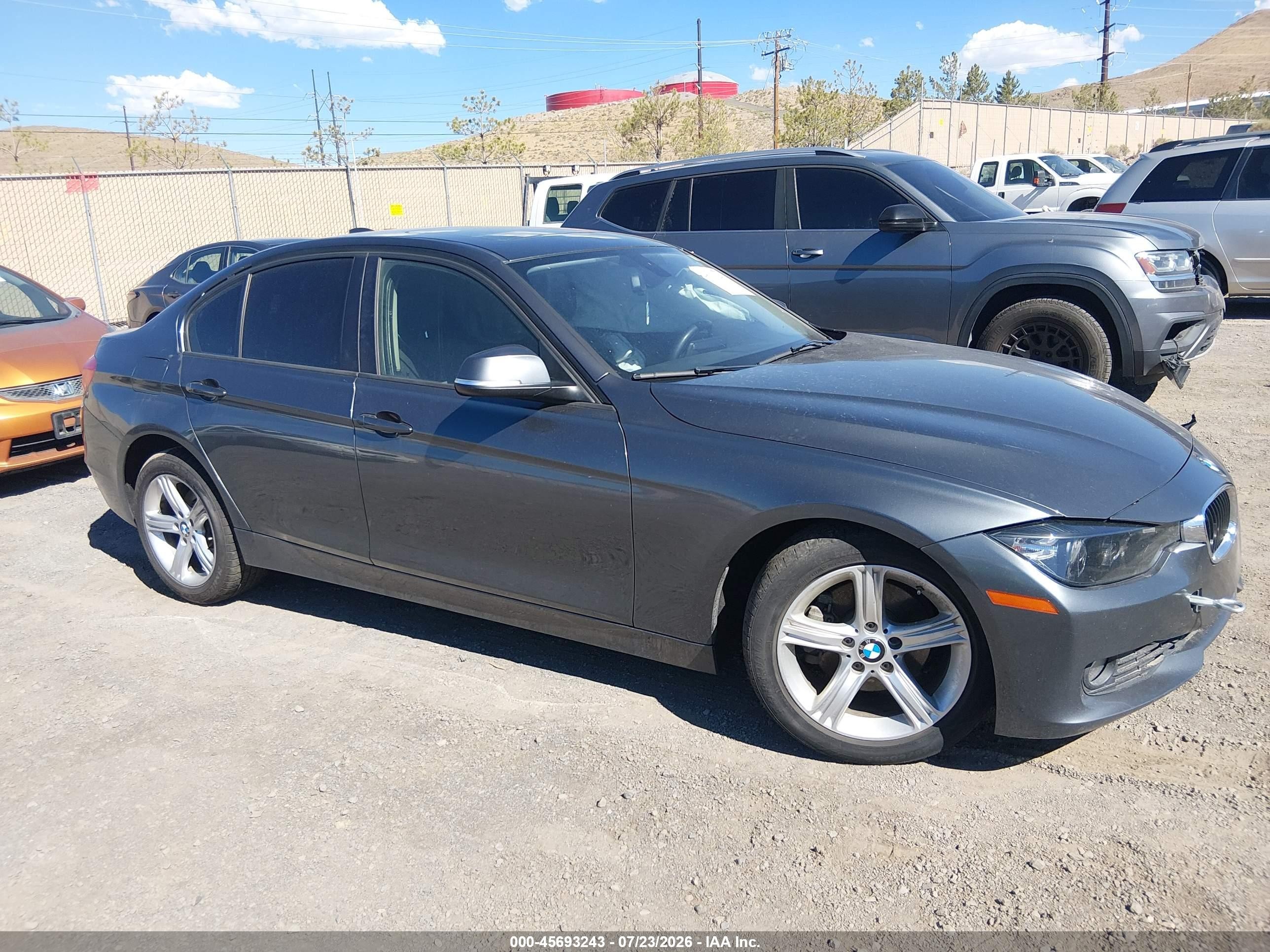 2014 Bmw 328i Xdrive Gray vin: WBA3B3C58EF545185