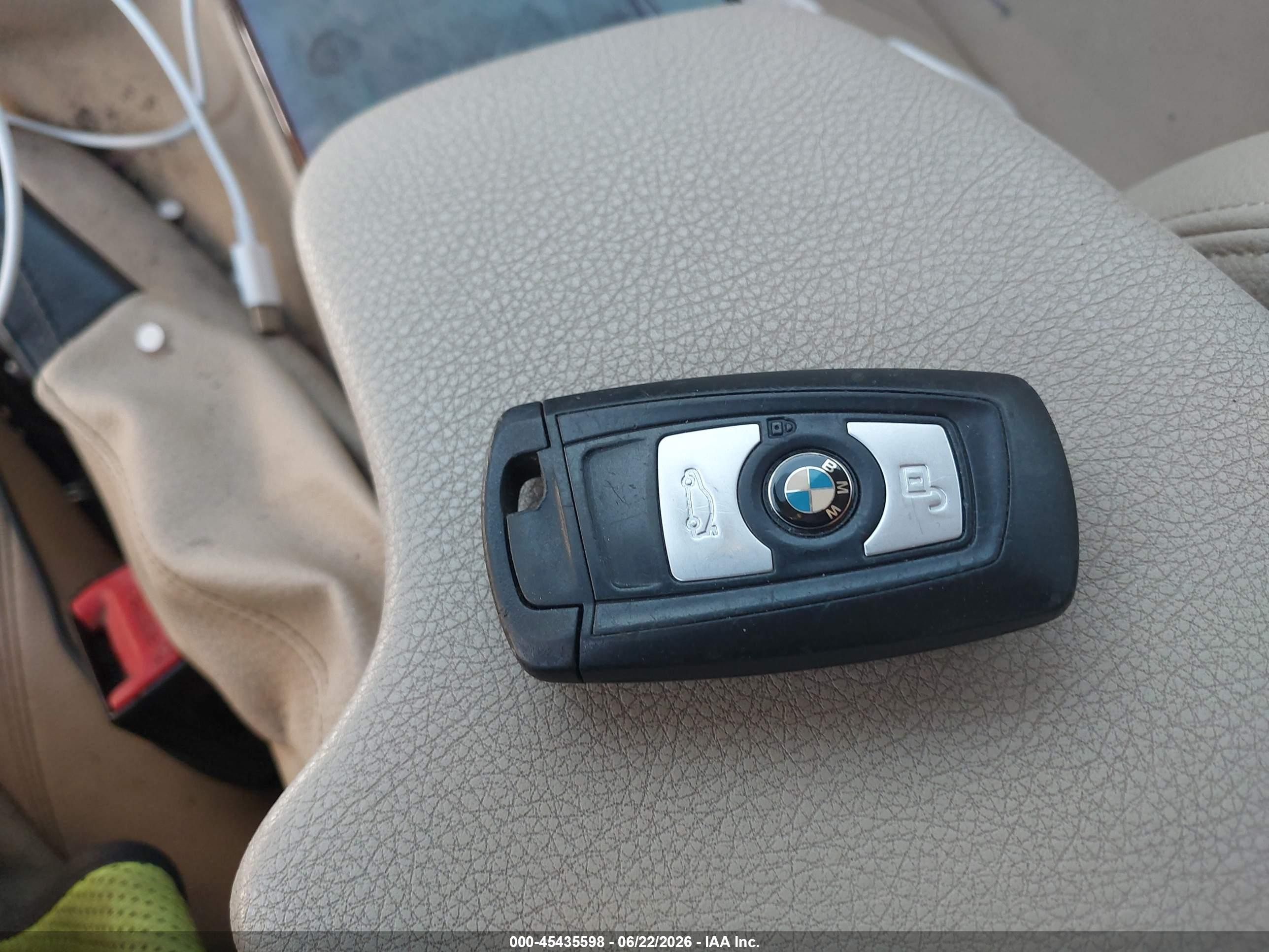 2014 Bmw 328i Xdrive Черный vin: WBA3B3C58EJ980995