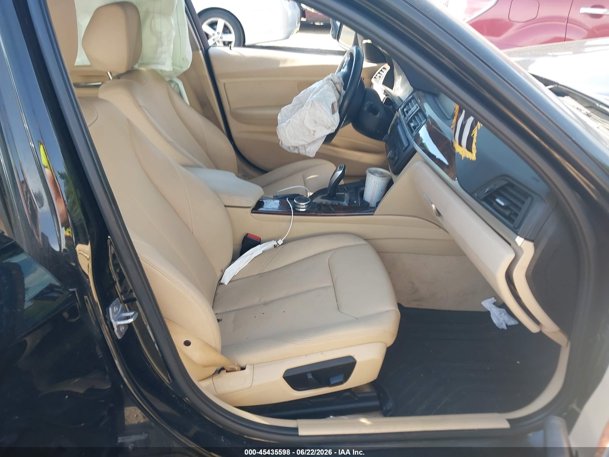 2014 Bmw 328i Xdrive Черный vin: WBA3B3C58EJ980995