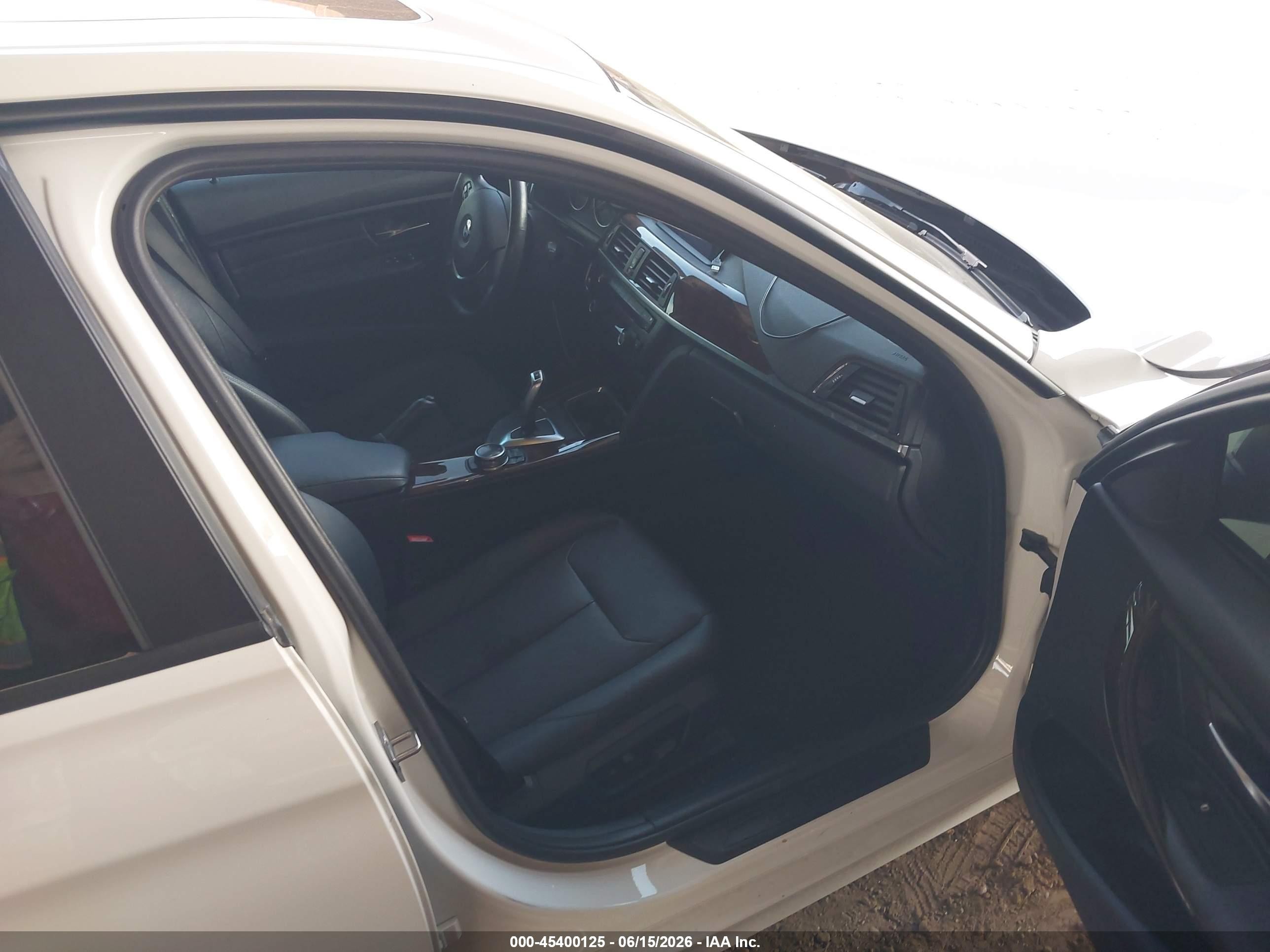 2014 Bmw 328i Xdrive White vin: WBA3B3C58EJ982505