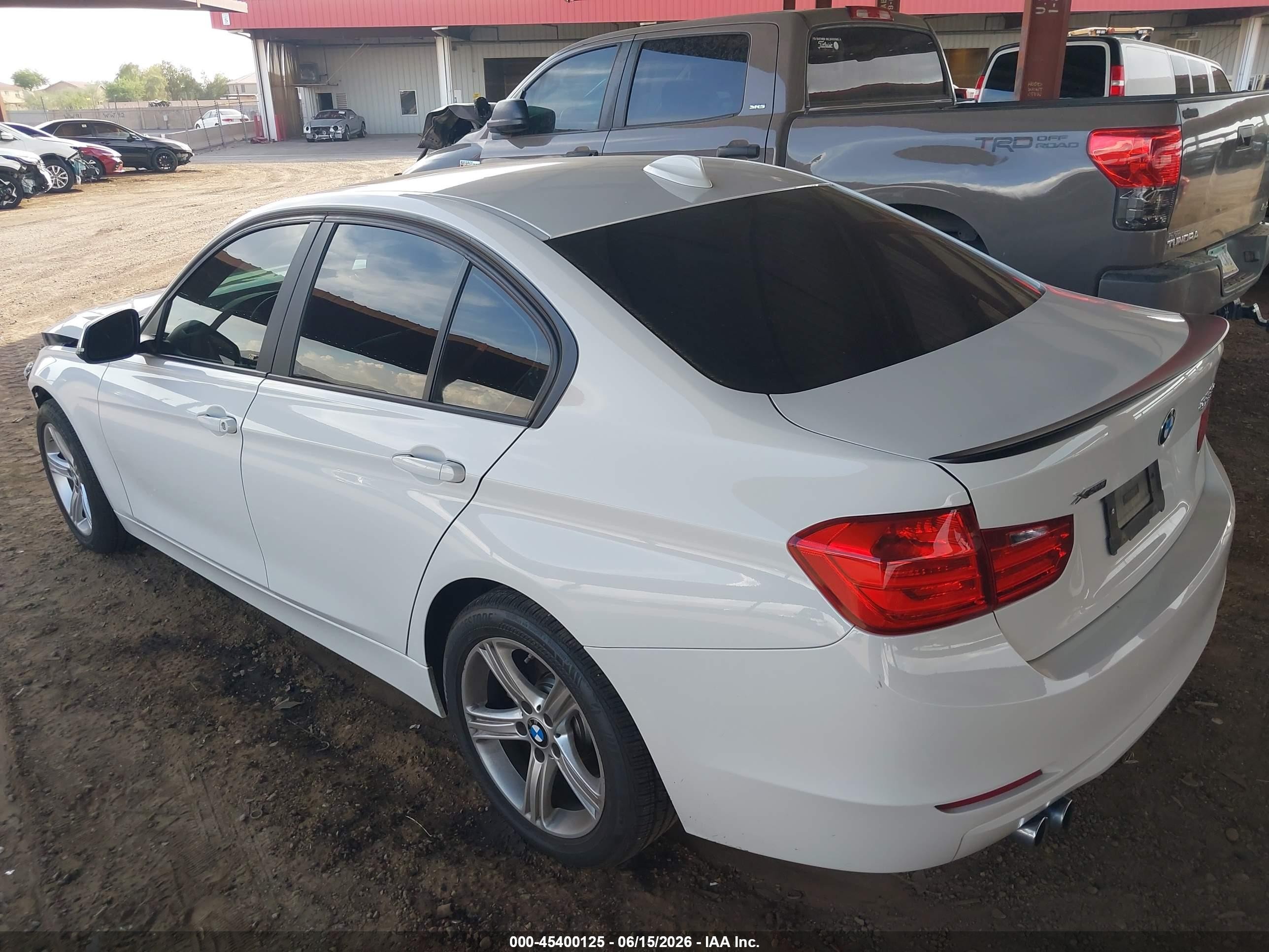2014 Bmw 328i Xdrive White vin: WBA3B3C58EJ982505
