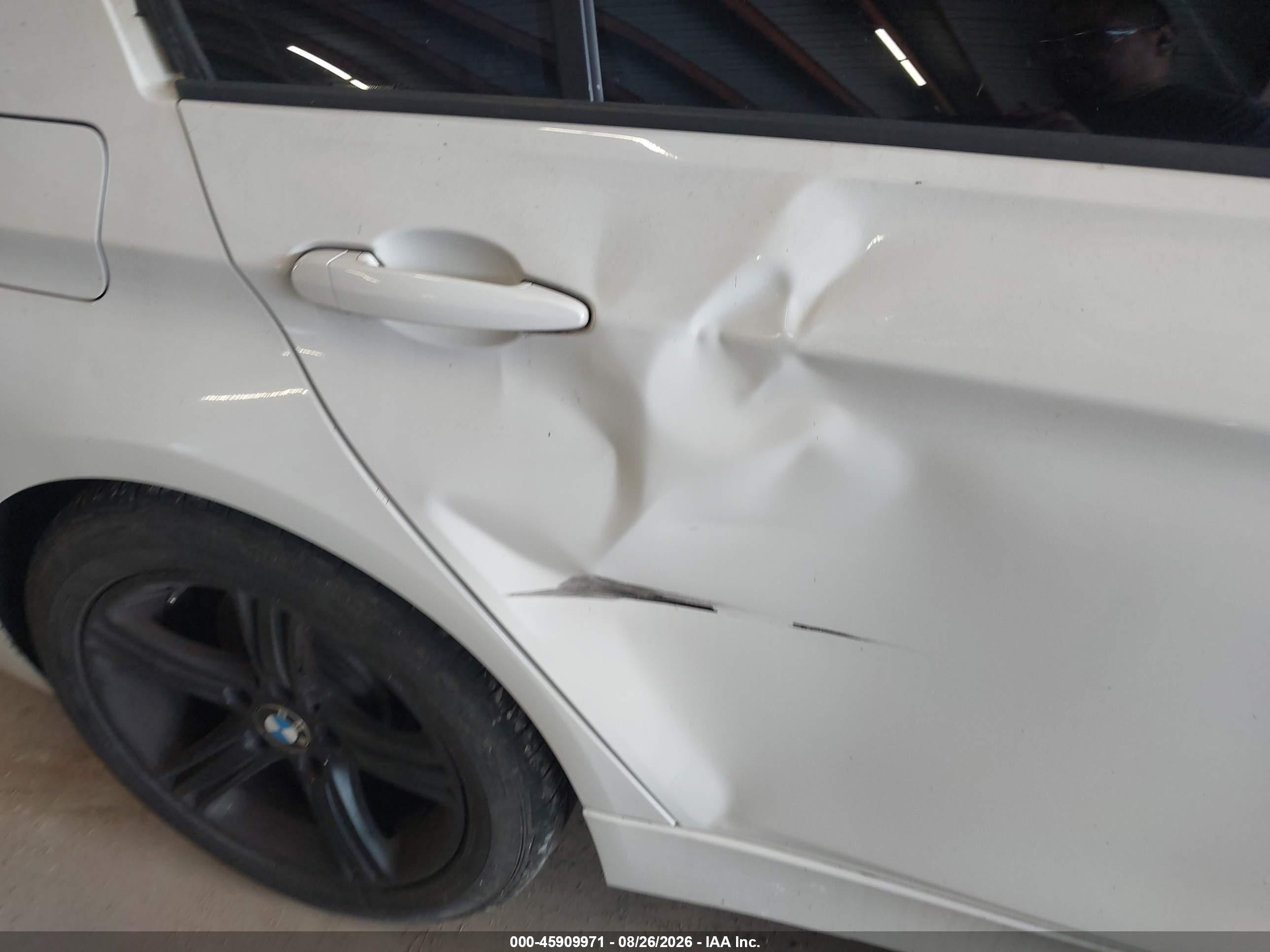 2013 Bmw 328i Xdrive White vin: WBA3B3C59DF539863