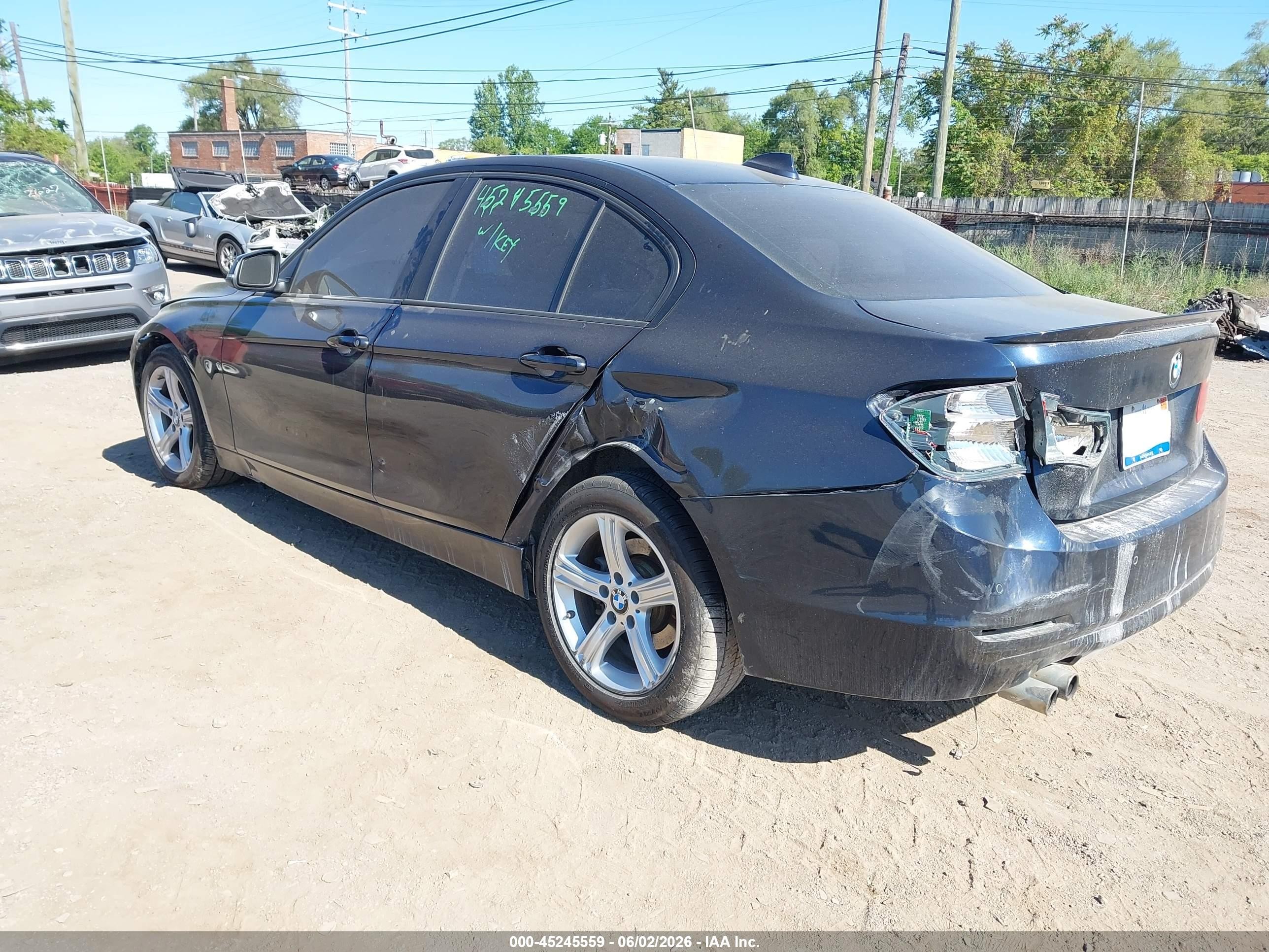 2014 Bmw 328i Xdrive Blue vin: WBA3B3C59EJ980391